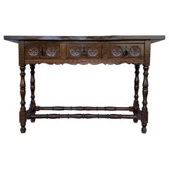 Early 19th Century Carved Walnut Wood Catalan Spanish Console Table