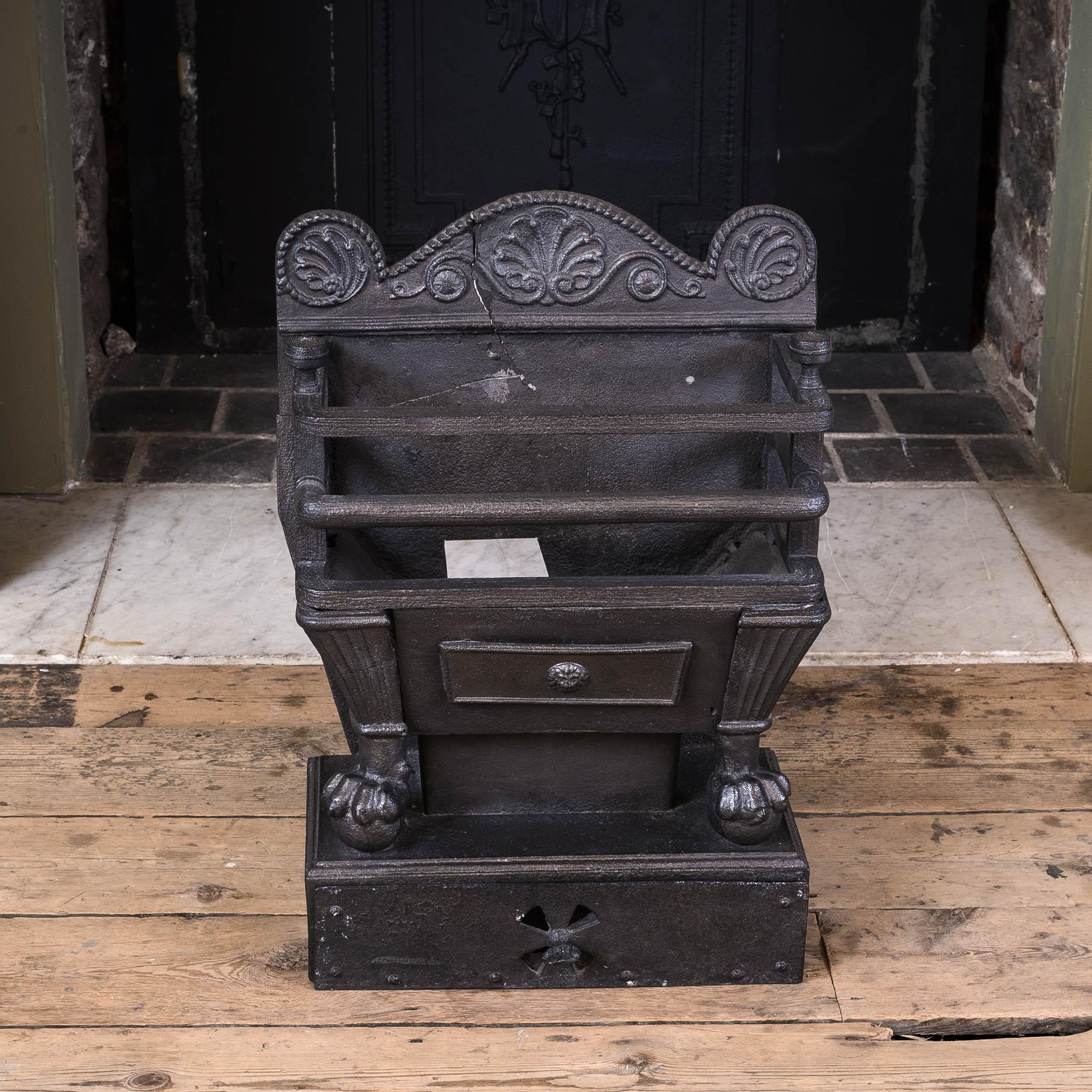 Early 19th Century Cast Iron Coal Grate For Sale 6