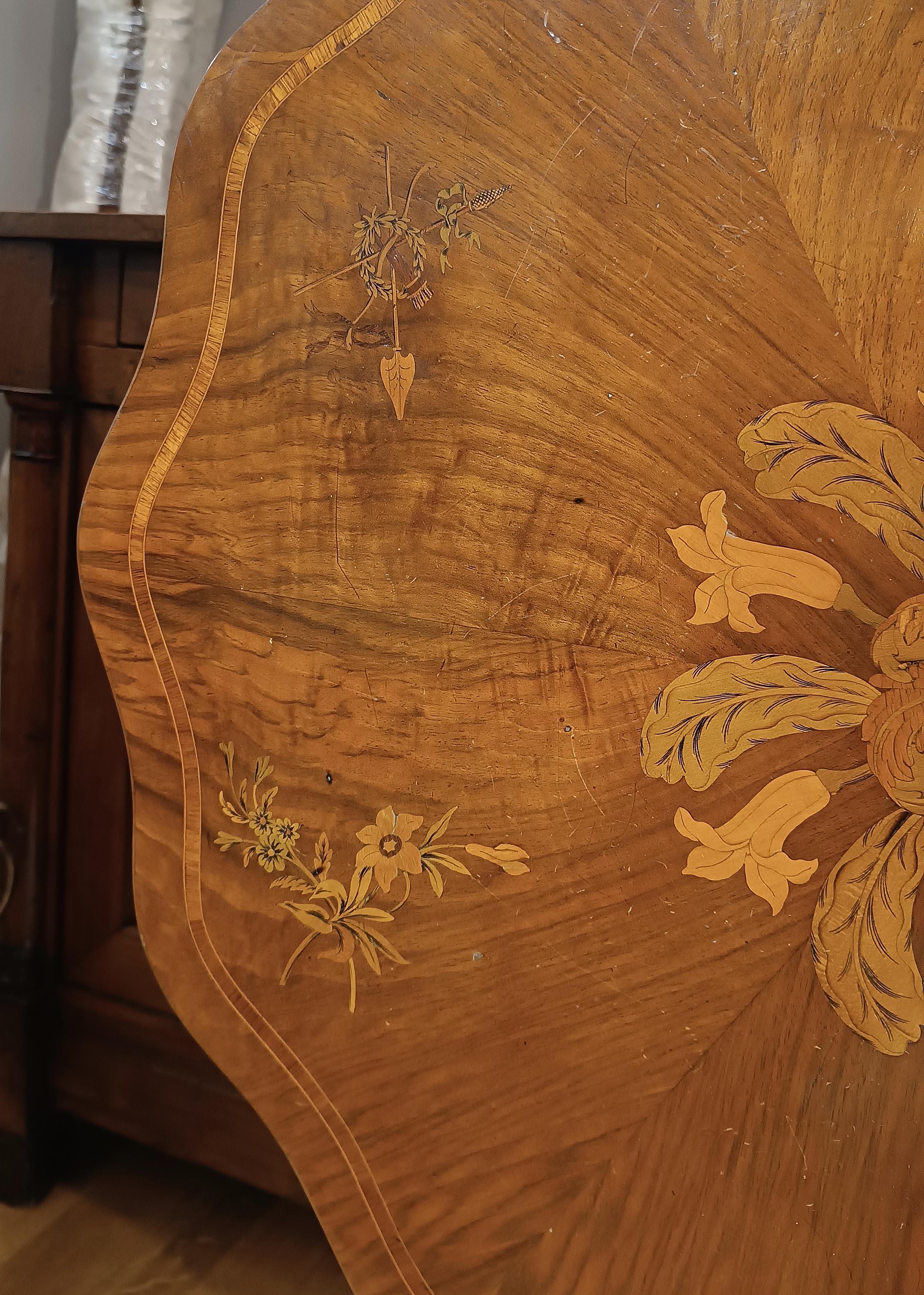 EARLY 19th CENTURY CHARLES X INLAID “SAIL” TABLE in vendita 1
