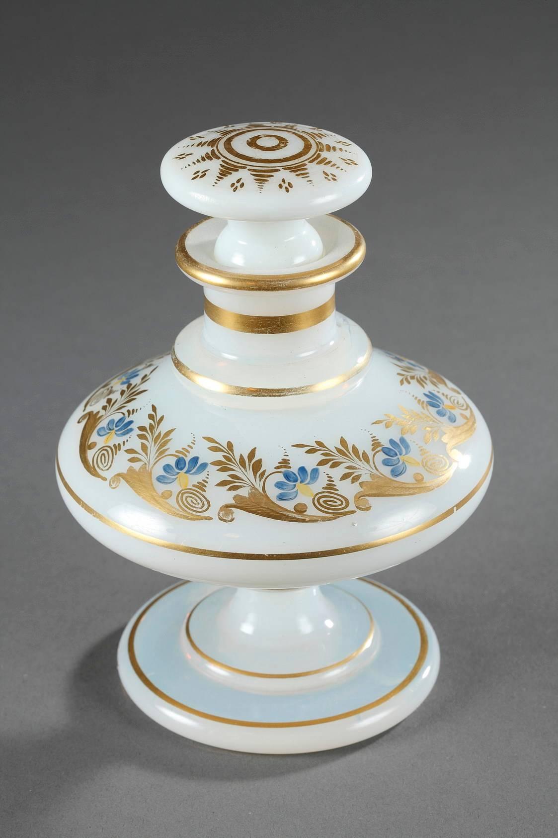 Restauration Early 19th Century Charles X Opaline perfume bottle with Desvignes Decoration For Sale