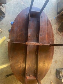 Early 19th Century Cherry Elliptical Drop-Leaf Hunt Table