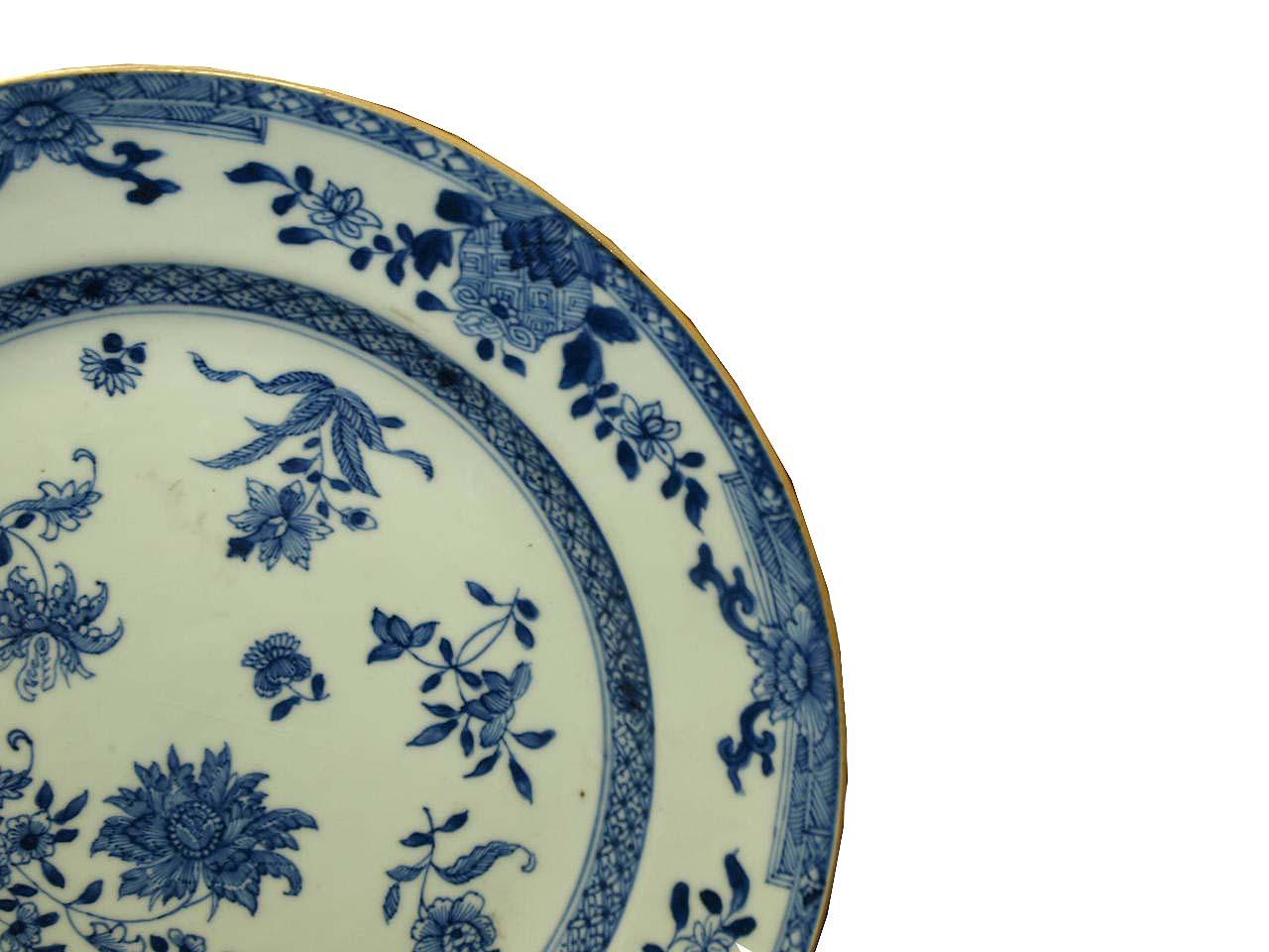 Early 19th Century Chinese Blue and White Charger 2