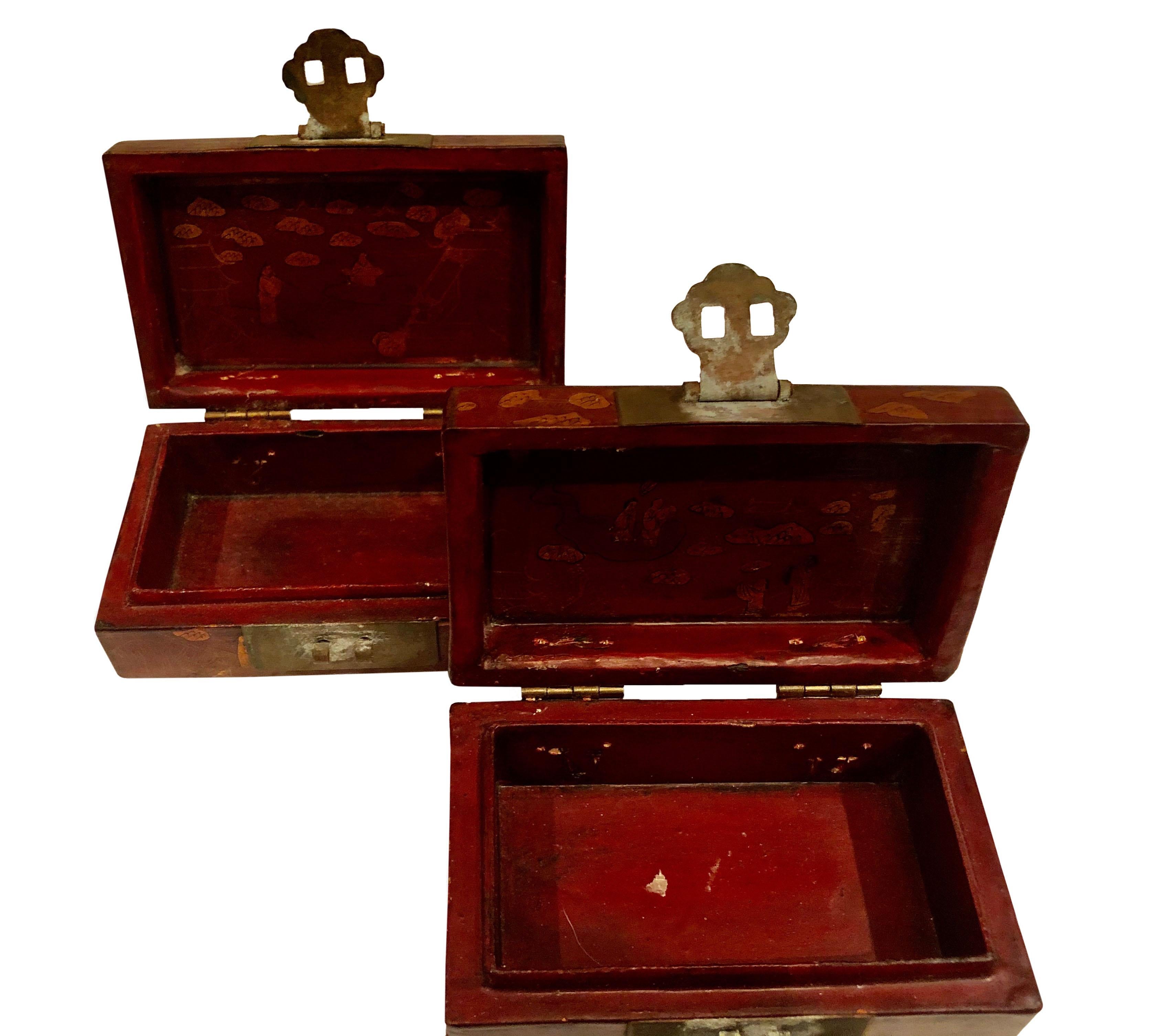 Early 19th Century Chinese Boxes with Oriental Figures, a Pair For Sale 1