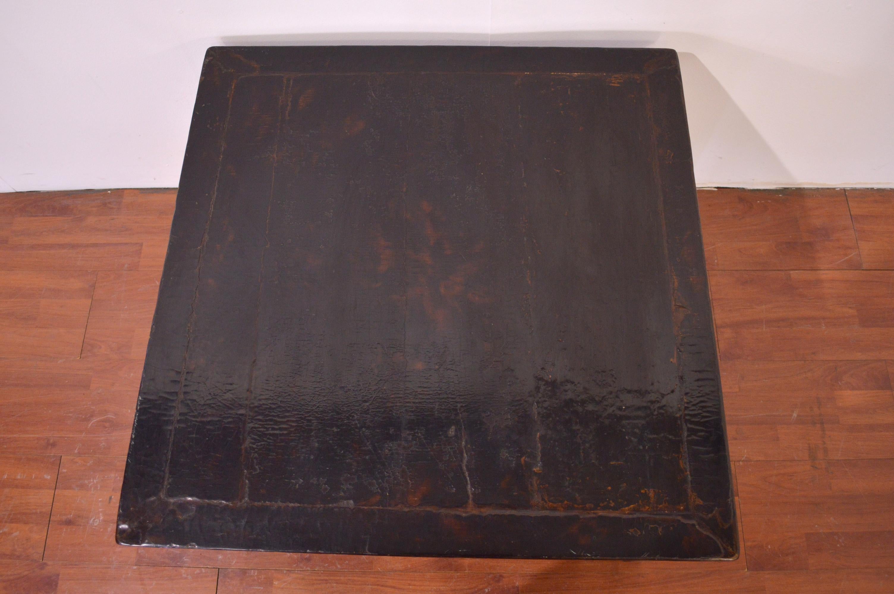 Hand-Carved Early 19th Century Chinese Coffe Table - Elm Wood