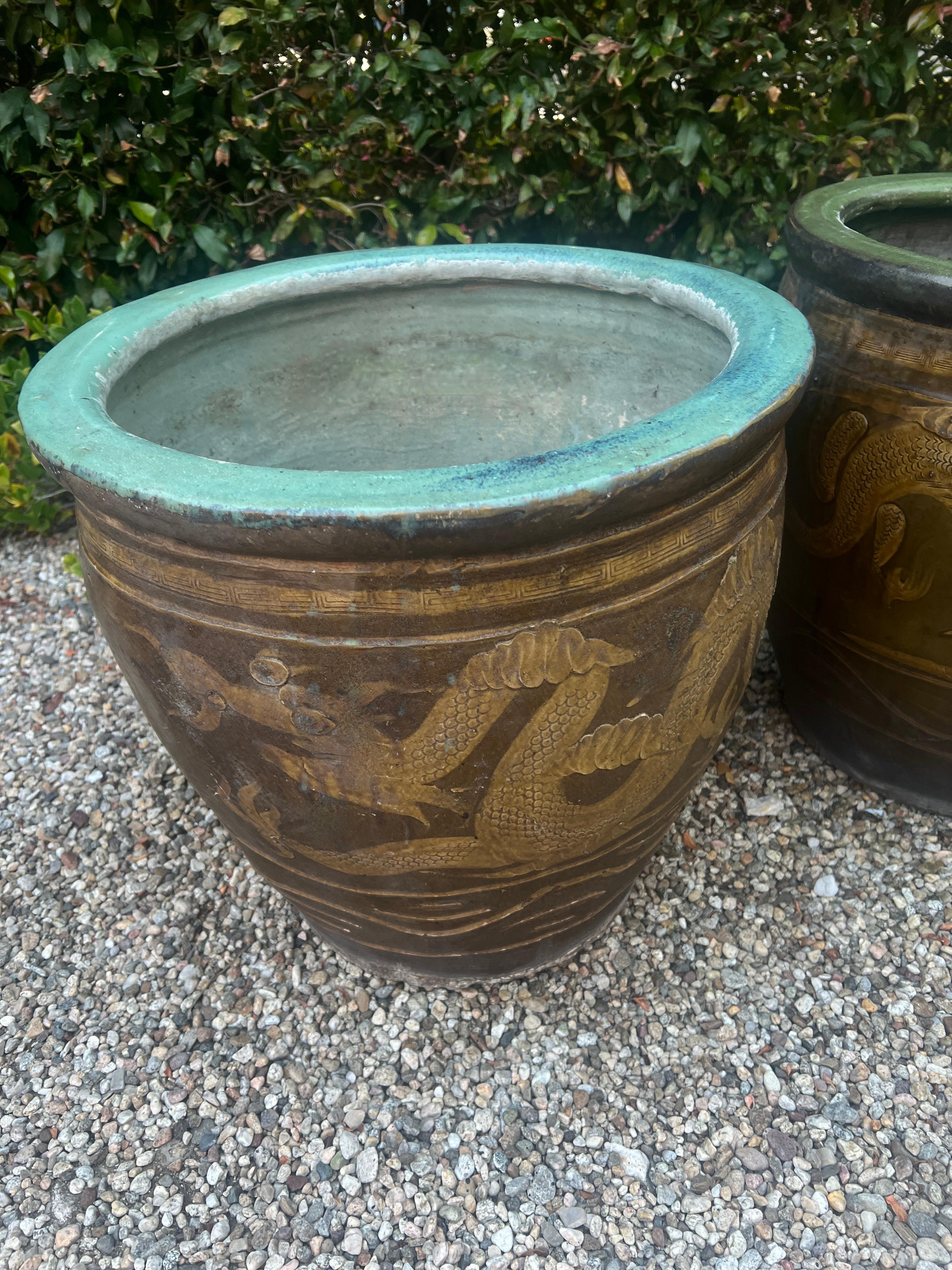 Poterie Jarre ou jardinière en faïence chinoise du début du 19e siècle en vente