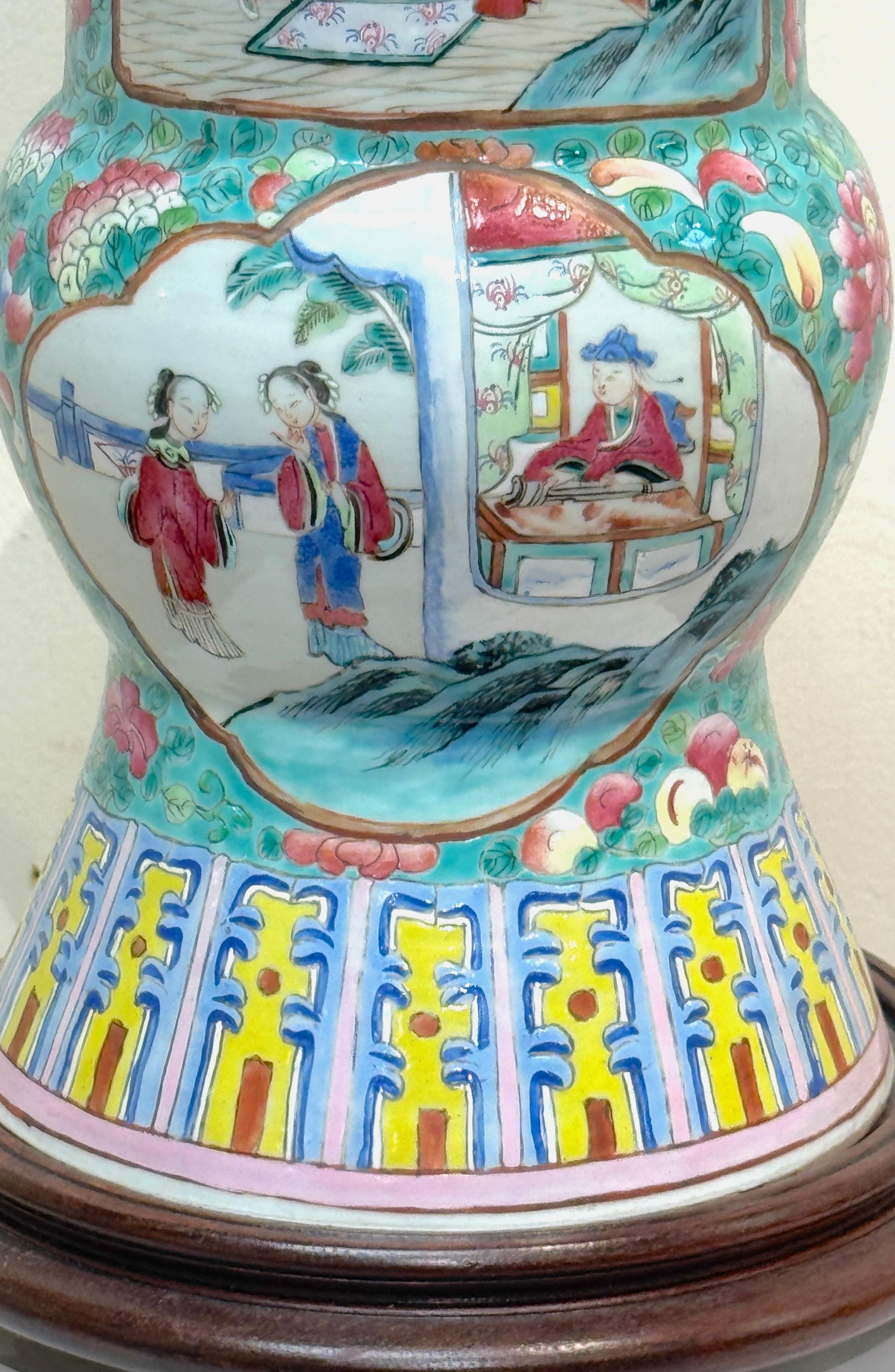 Forma Gu de exportación china de principios del siglo XIX de estilo rosa familiar (Fencai), ahora como lámpara en venta 6