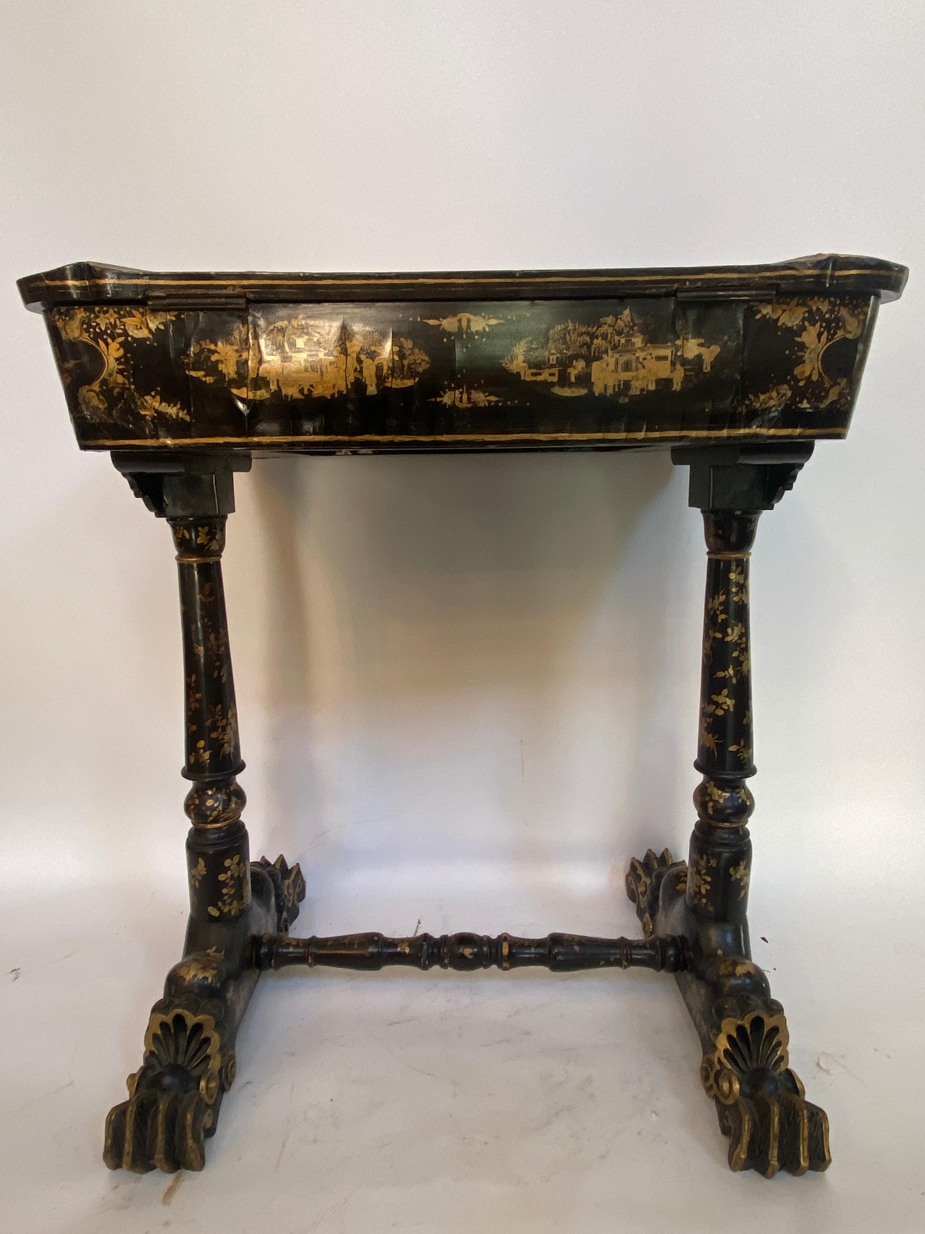 Early 19th Century Chinese Export Lacquer and Gilt Sew Working Table For Sale 8