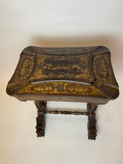 Early 19th Century Chinese Export Lacquer and Gilt Work Table
