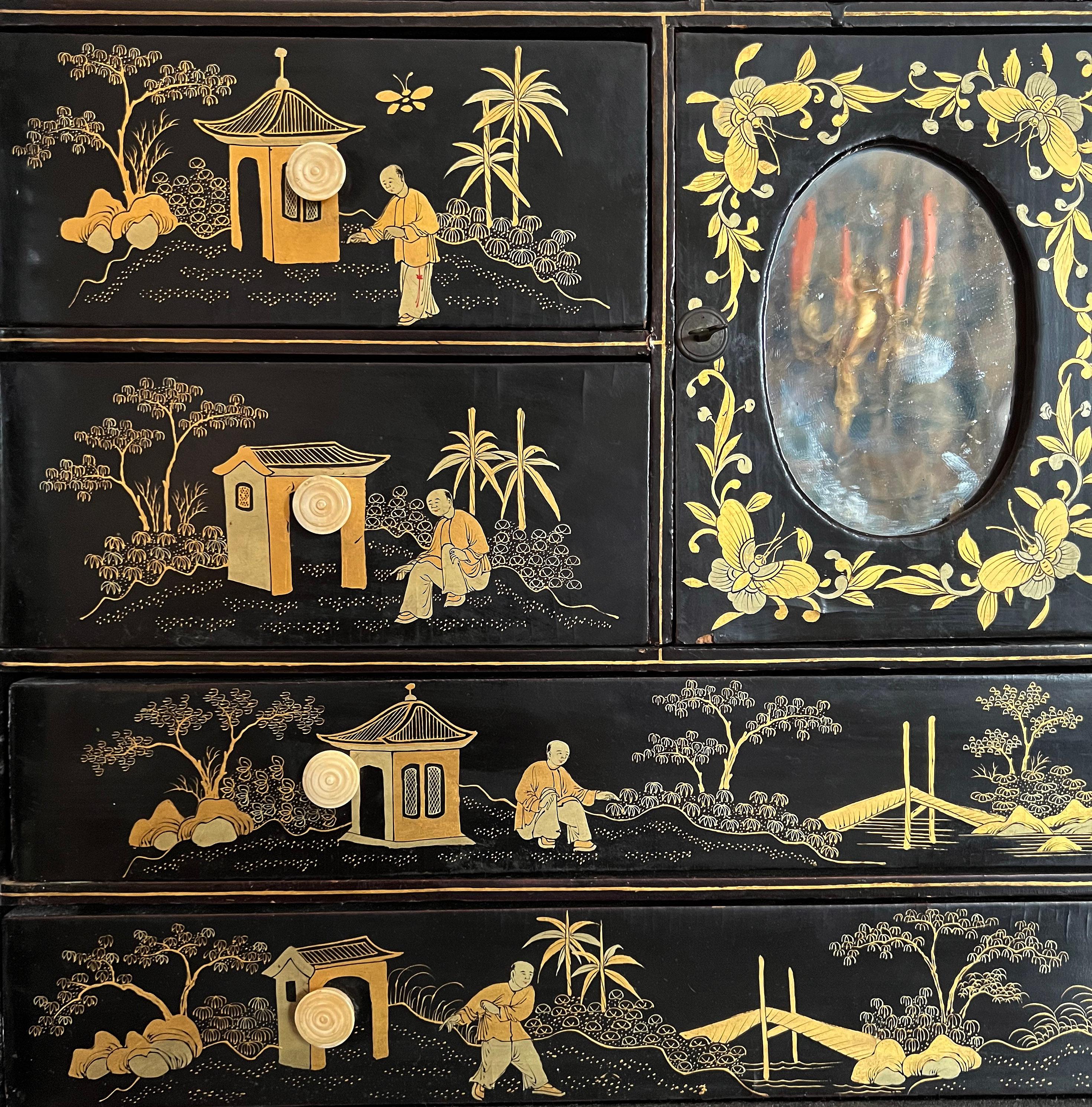Early 19th Century Chinese Export Lacquer Bonheur du Jour 4