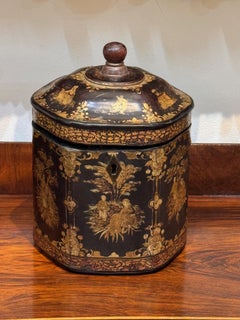 Early 19th Century Chinese Export Lacquer Tea Caddy in Cylindrical Form