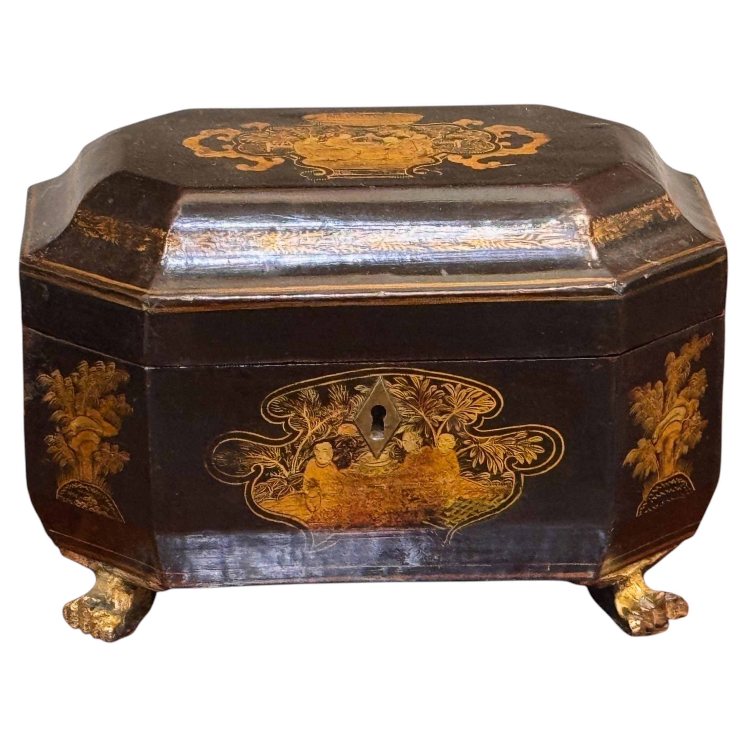 Early 19th Century Chinese Export Lacquer Tea Caddy with Original Lead Liners For Sale