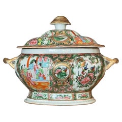 Early 19th Century Chinese Export Rose Medallion Soup Tureen
