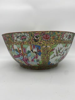 19th Century Chinese Famille Rose Porcelain Large Bowl
