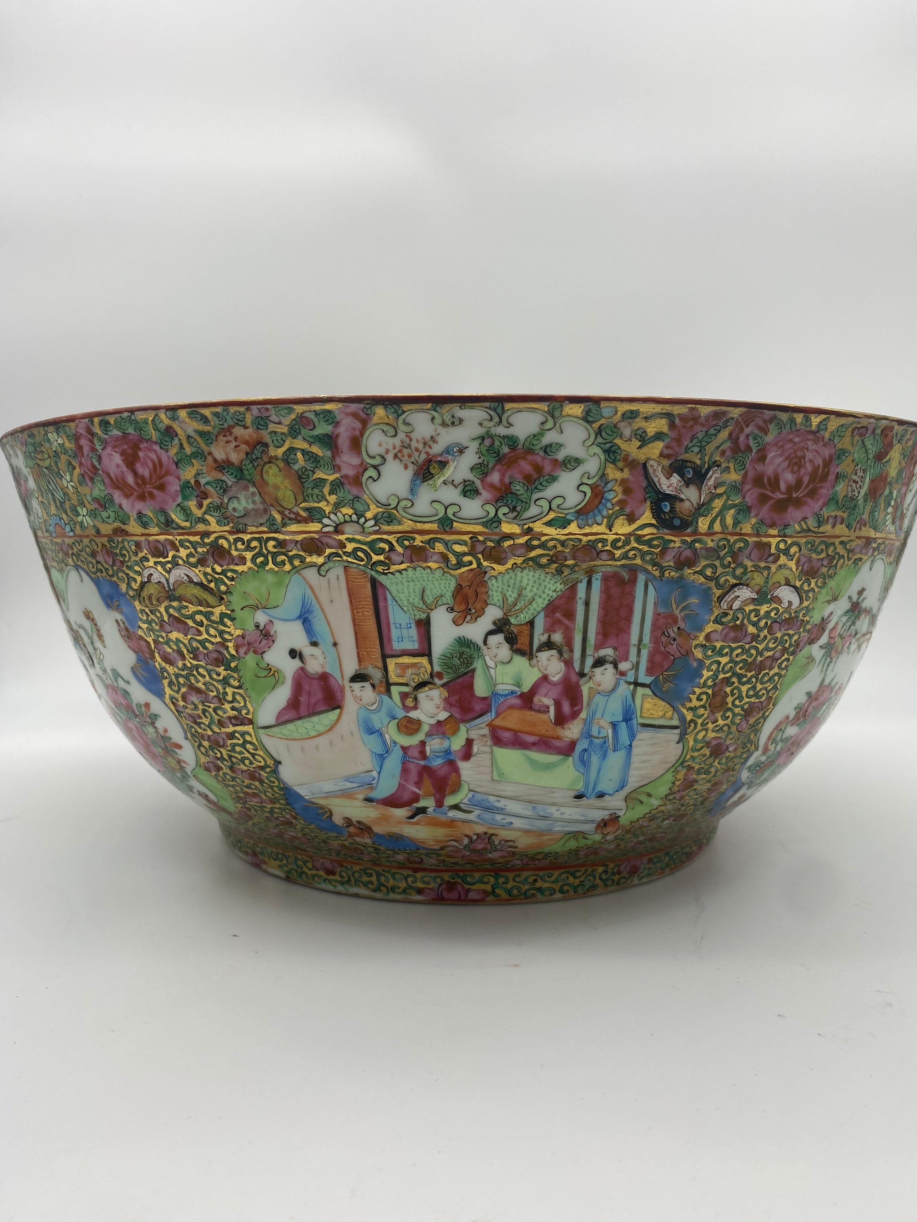 Qing 19th Century Chinese Famille Rose Porcelain Large Bowl For Sale