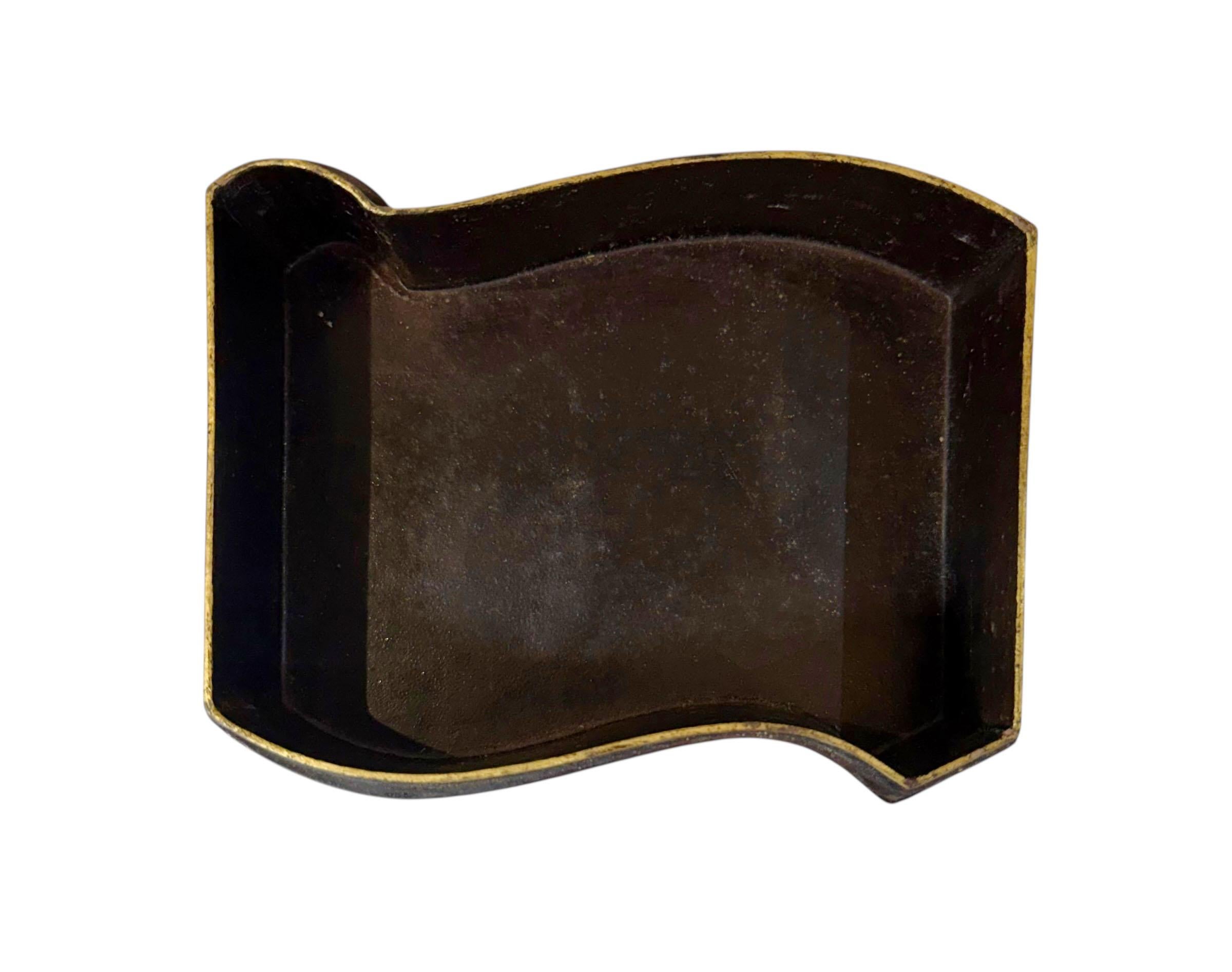 Early 19th Century Chinese Lacquer Scroll Form Box For Sale 2