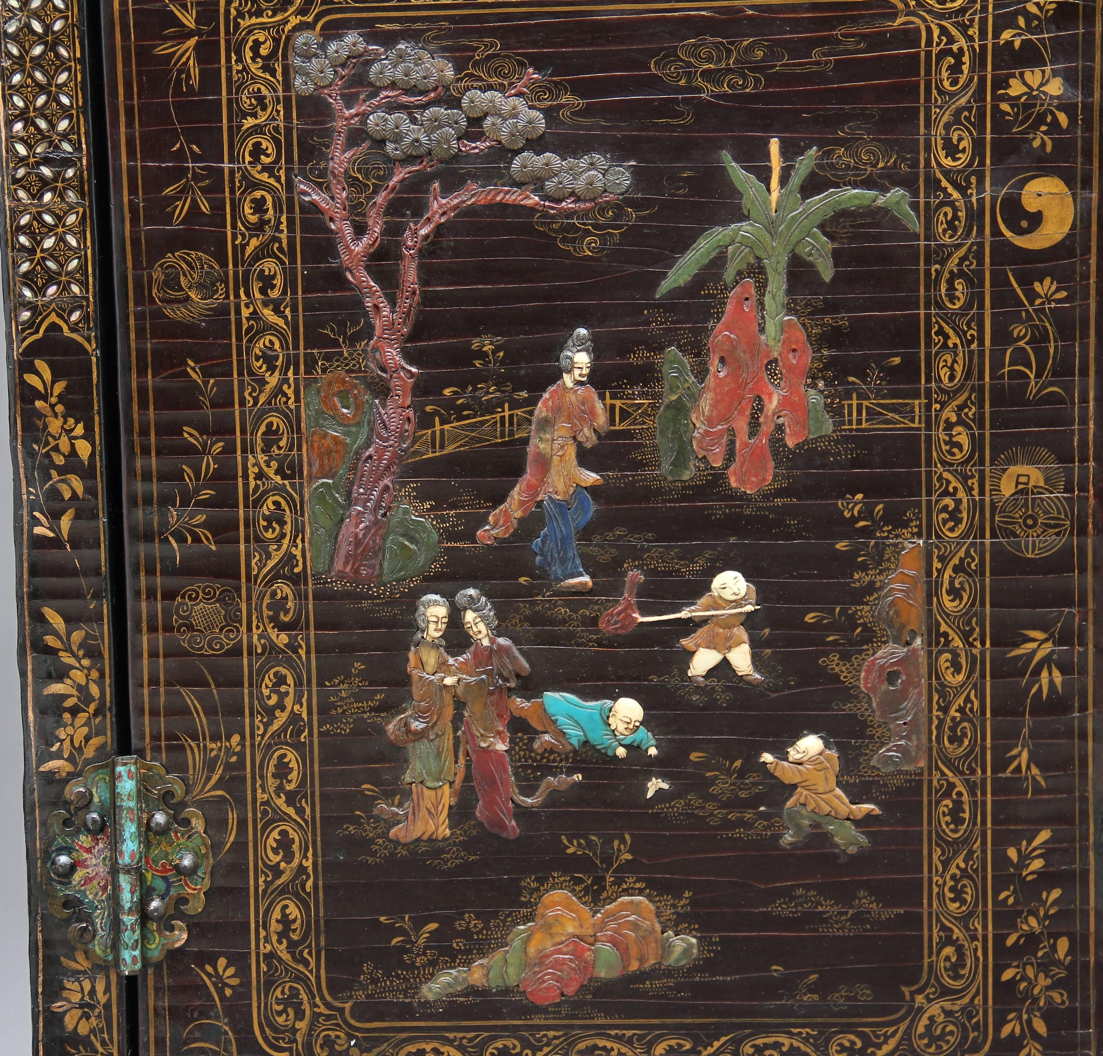 Early 19th Century Chinese Lacquered and Hardstone Inlaid Cabinet 6