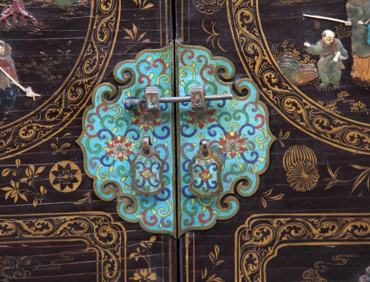 Early 19th Century Chinese Lacquered and Hardstone Inlaid Cabinet 11