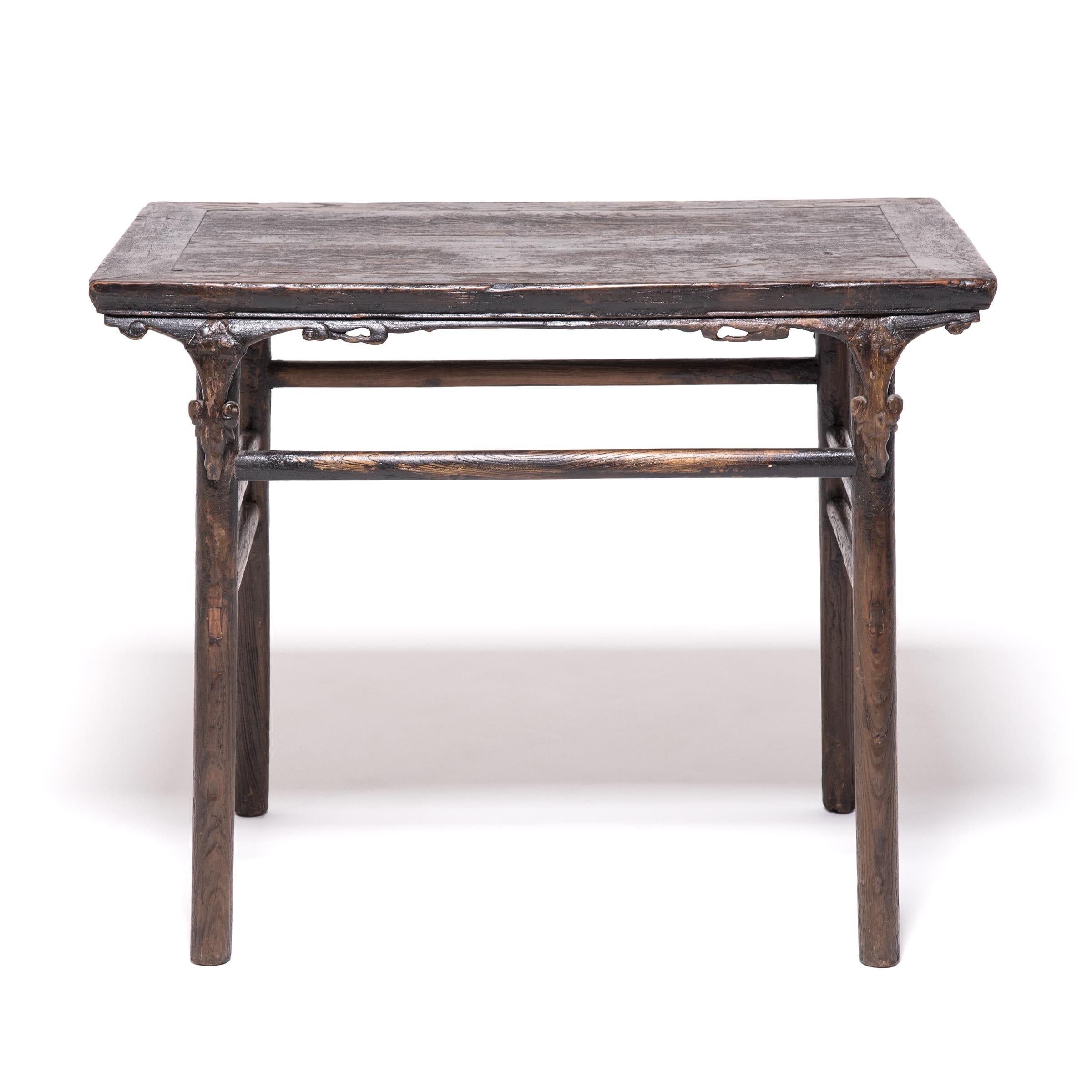 Chinese Ruyi Wine Table, c. 1800 In Good Condition For Sale In Chicago, IL
