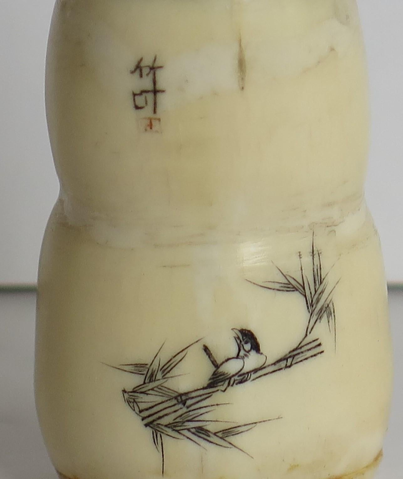 Early 19th Century Chinese Snuff Bottle Hand Engraved & Inked on Bovine Bone 2