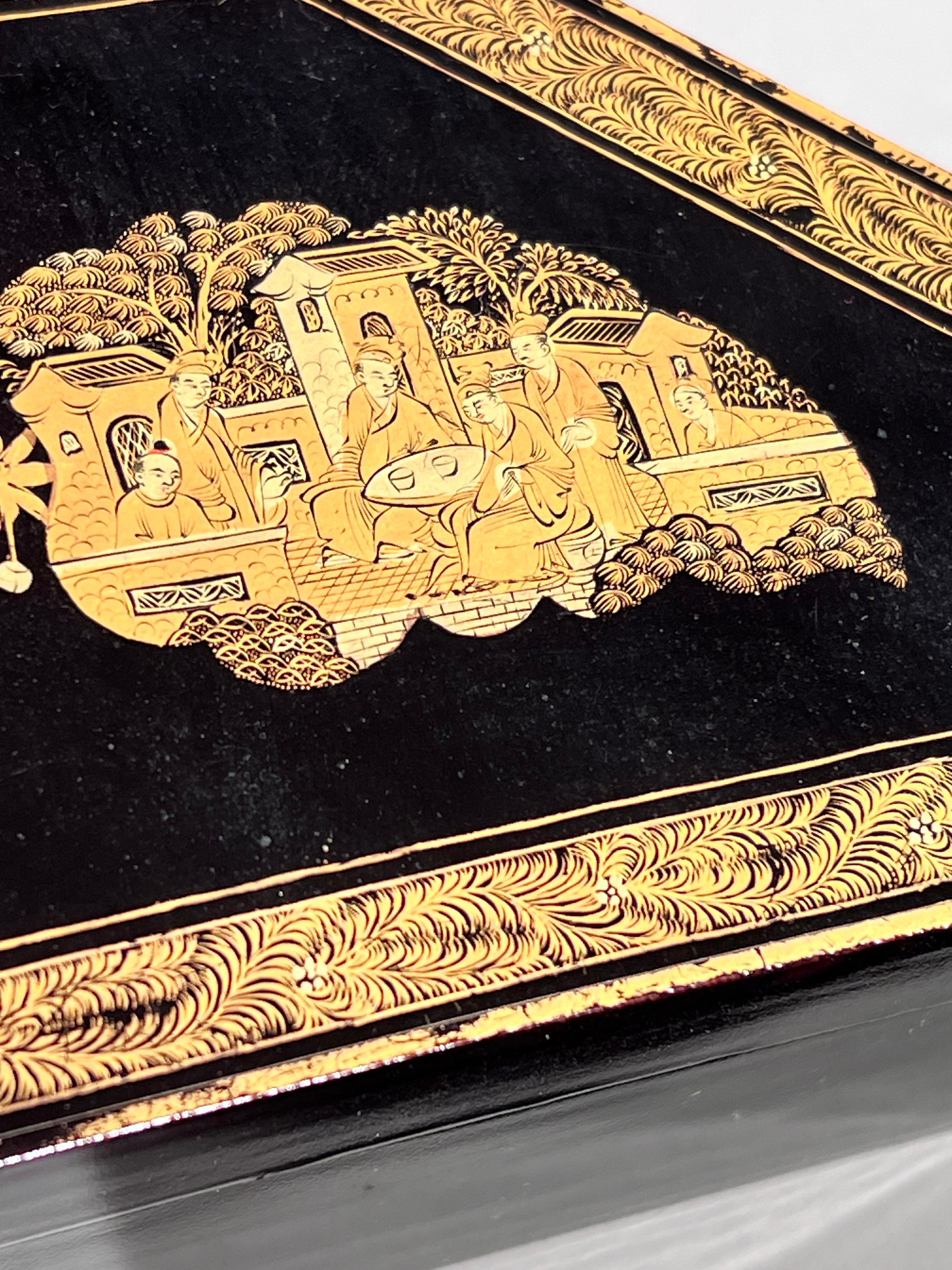 Early 19th Century Chinoiserie Black Lacquer Boxes For Sale 1