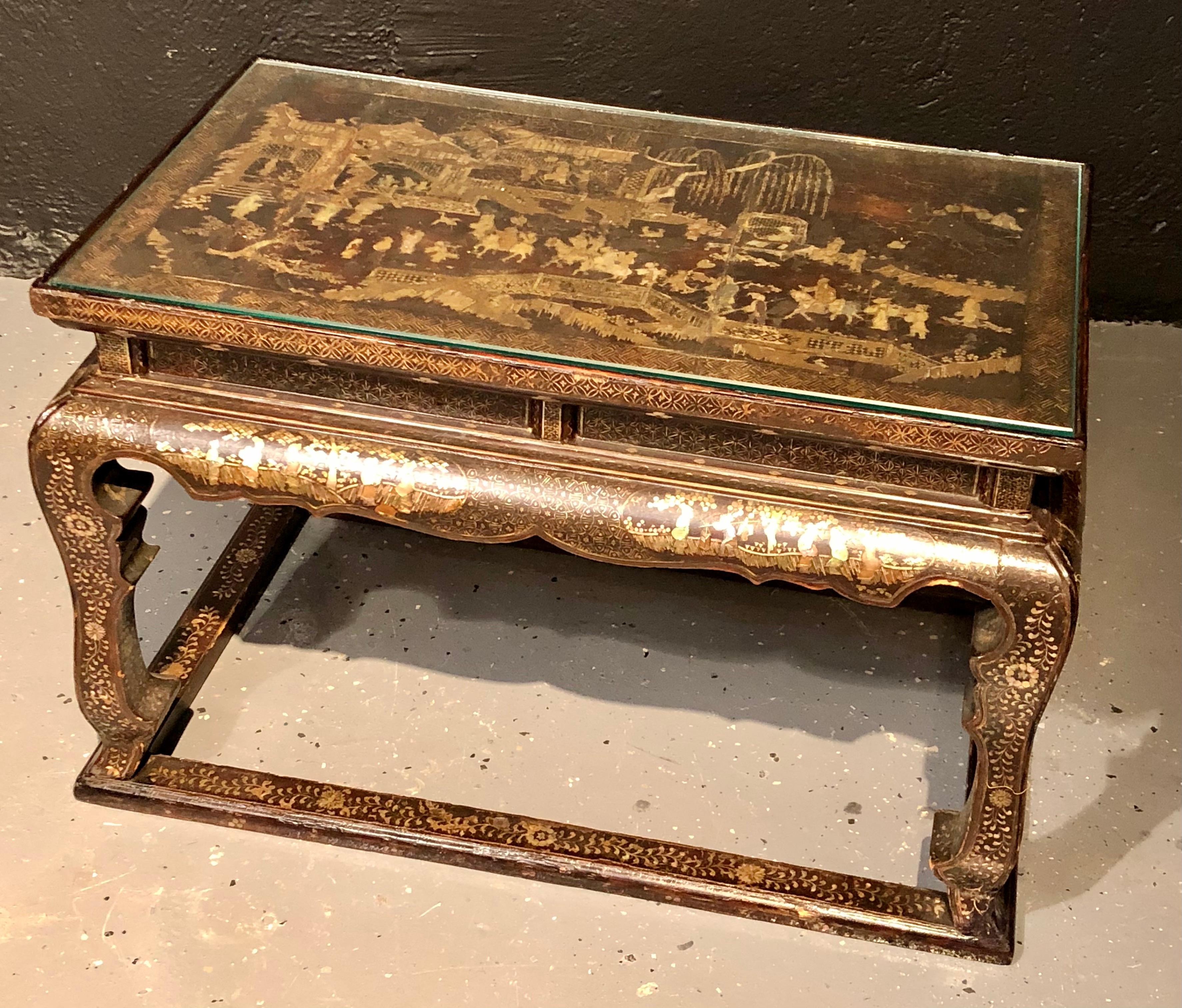 Early 19th Century Chinoiserie Decorated Side, Coffee Table or Stool In Fair Condition In Stamford, CT