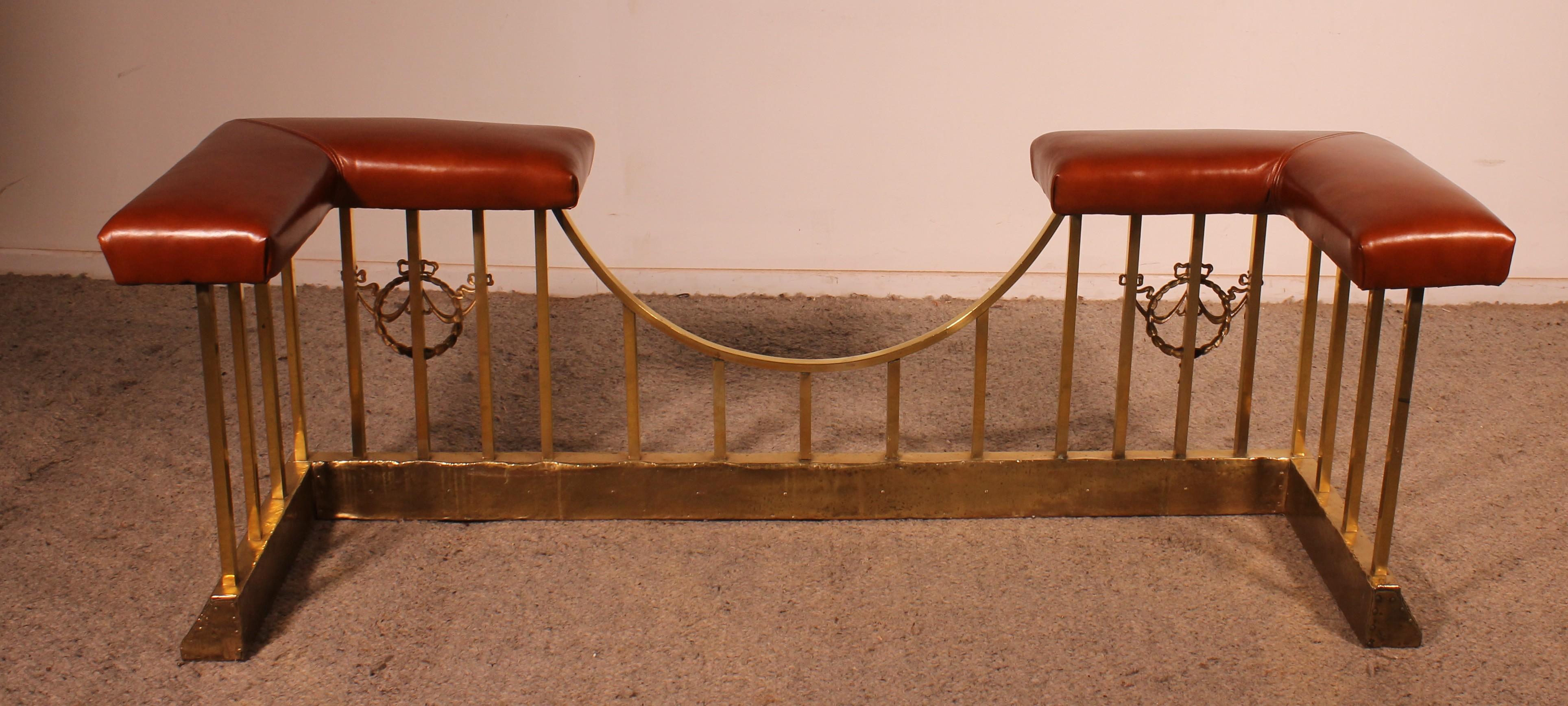 Frühes 19. Jahrhundert Club Fender in Messing und Leder im Angebot 4