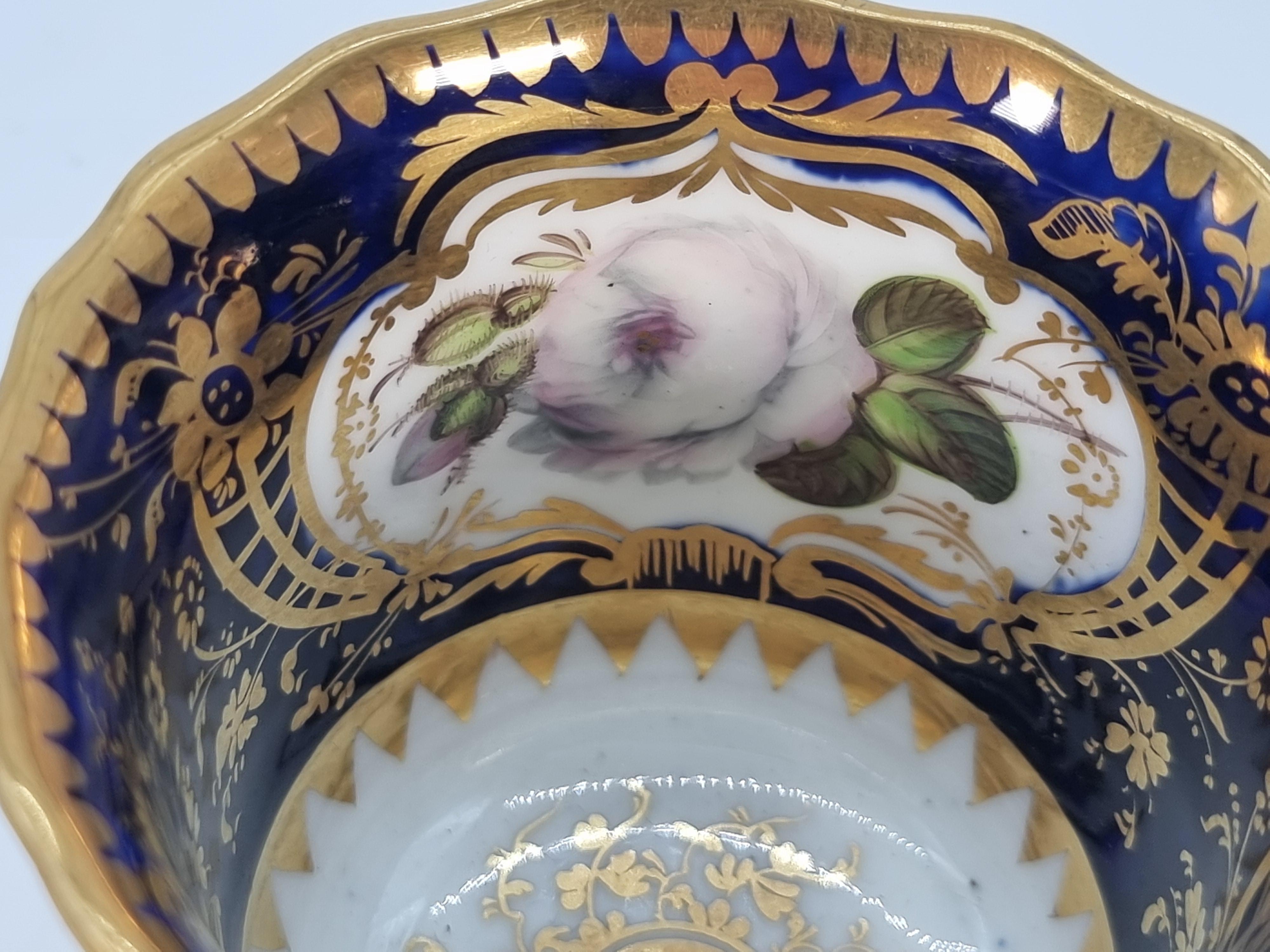 Trio de cabinets d'époque I John Rose, début du 19e siècle, vers 1811-20 en vente 8