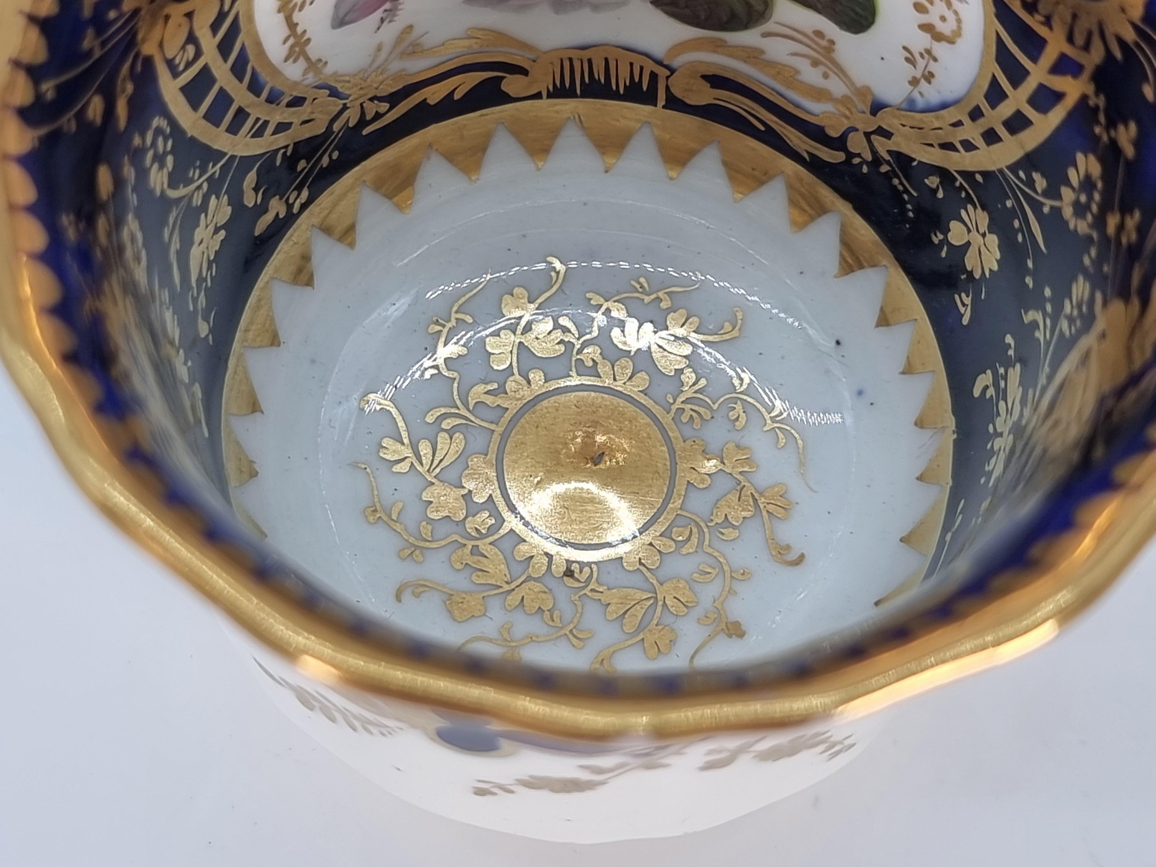 Trio de cabinets d'époque I John Rose, début du 19e siècle, vers 1811-20 en vente 9