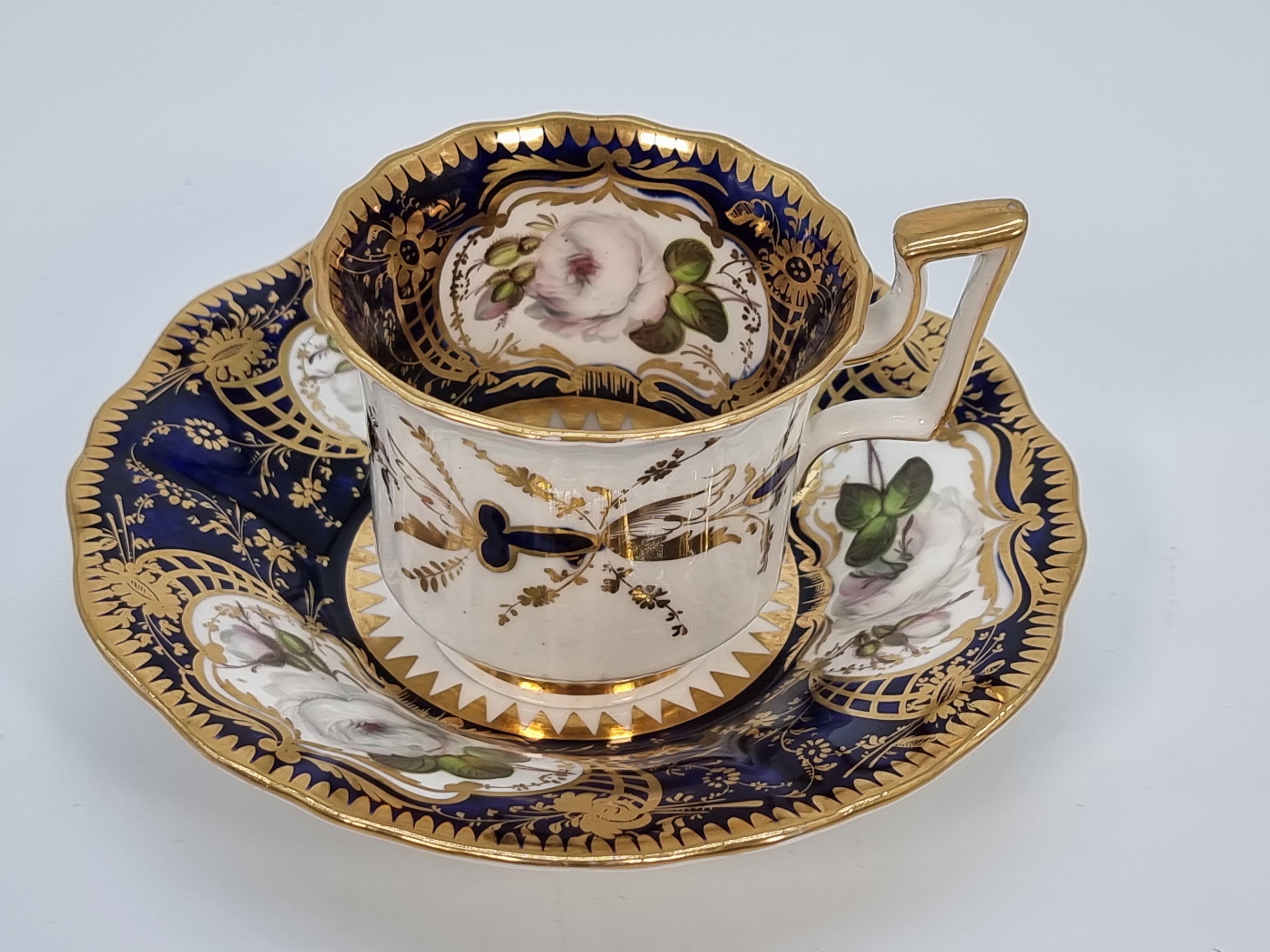 Trio de cabinets d'époque I John Rose, début du 19e siècle, vers 1811-20 en vente 11