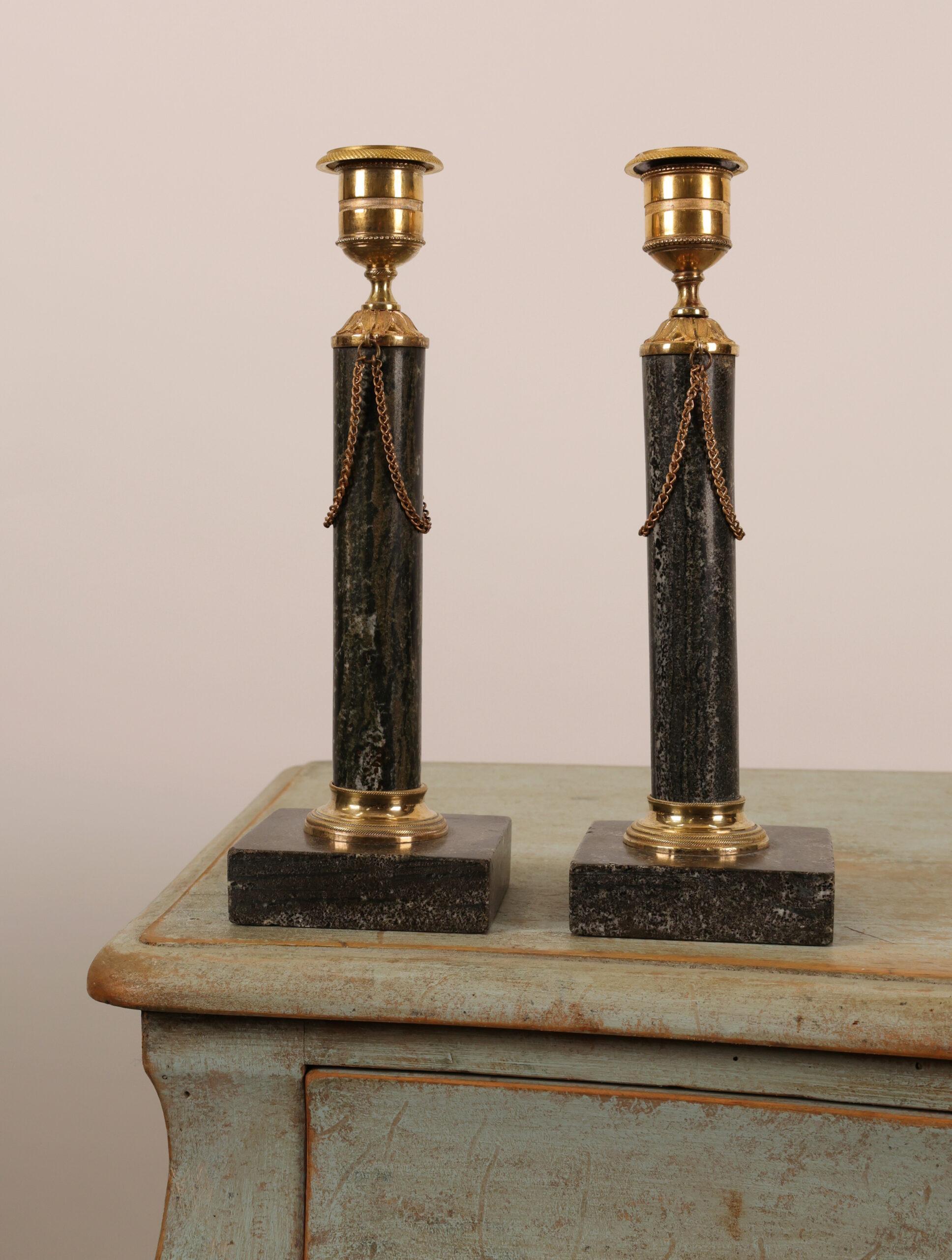 Early 19th Century Column Candlesticks In Good Condition For Sale In Ljungby, SE