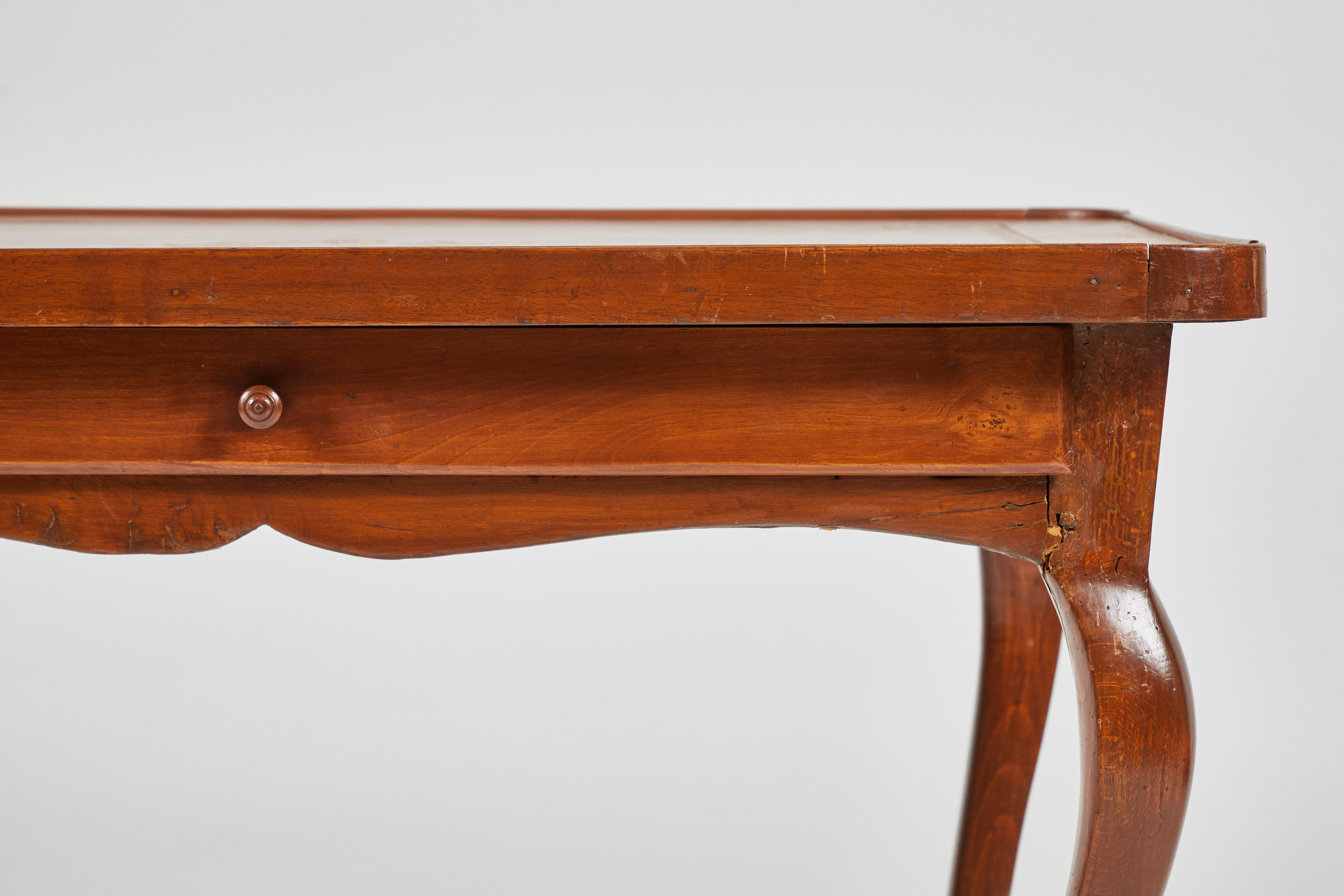 European Early 19th Century Continental Rococo Style Walnut Leather Top Writing Table For Sale