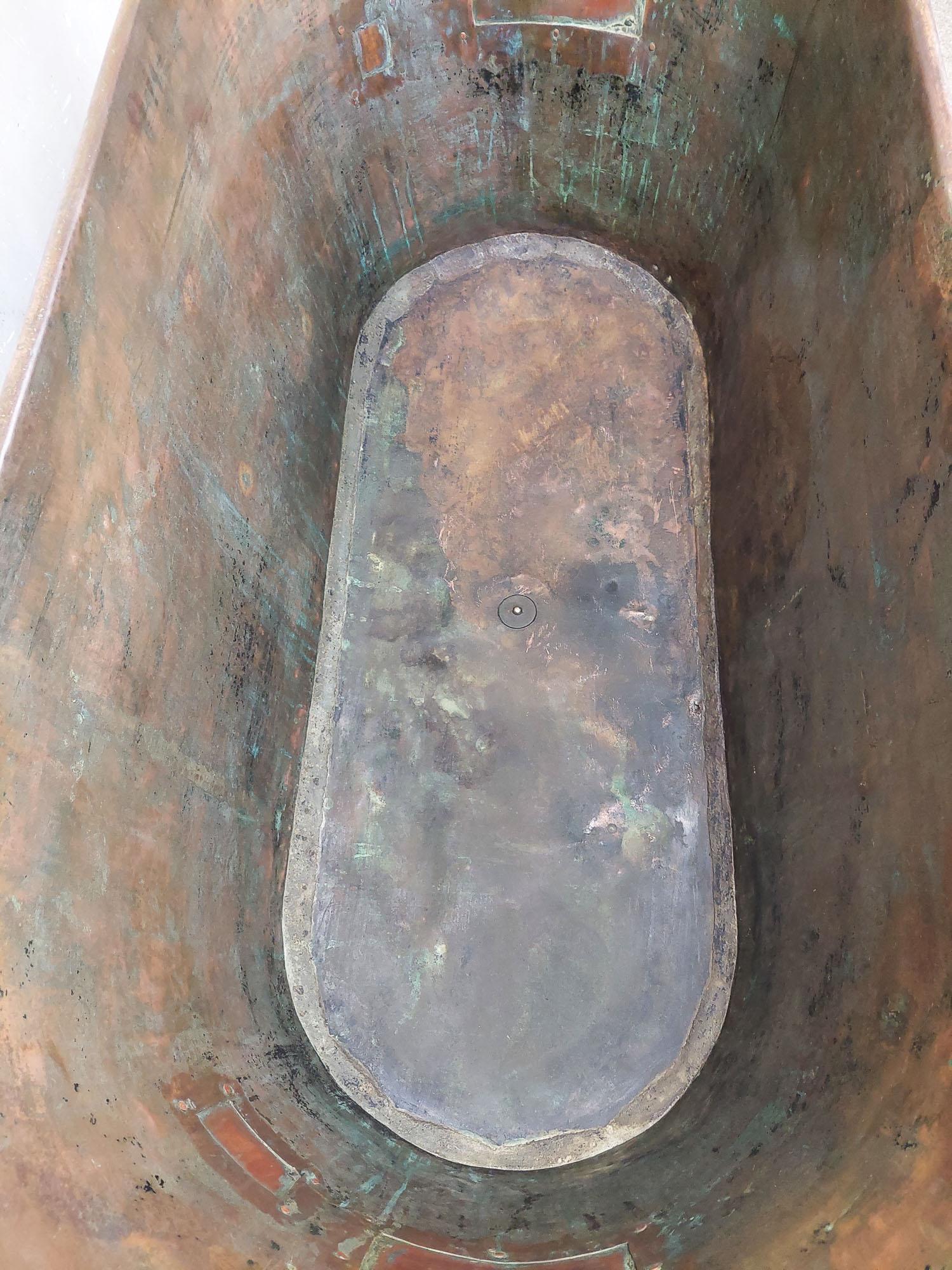 Early 19th Century Copper Bathtub In Good Condition In Baambrugge, NL