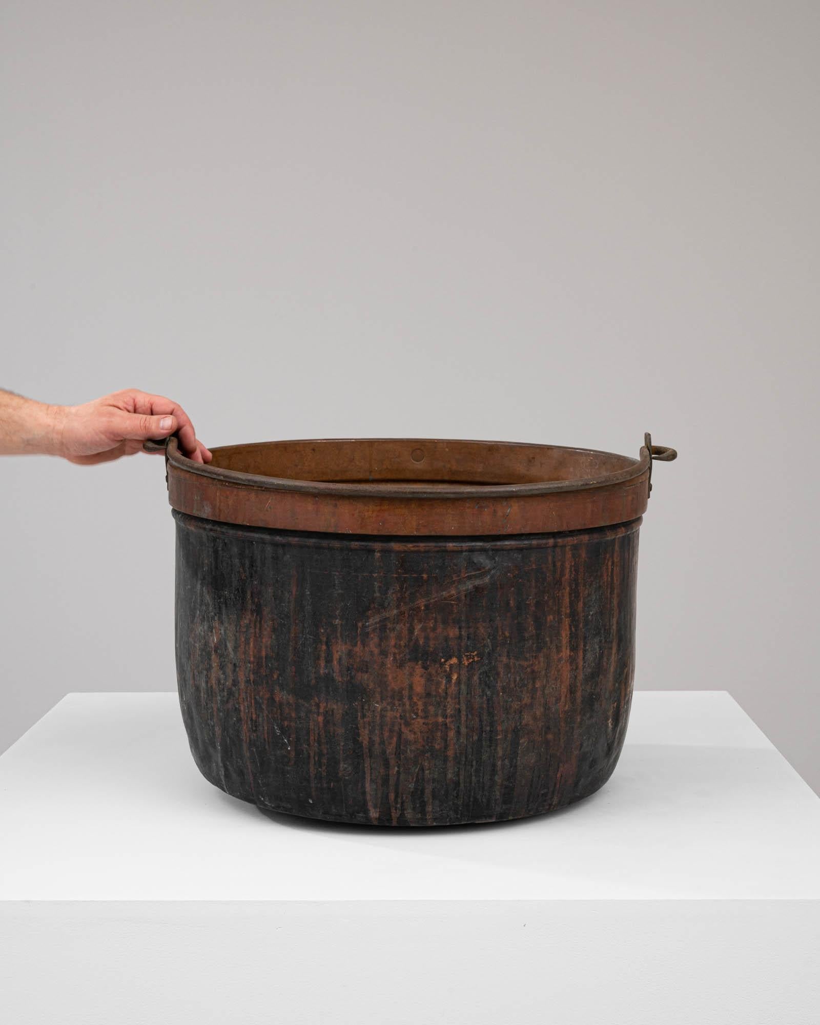 French Early 19th Century Copper Bucket For Sale