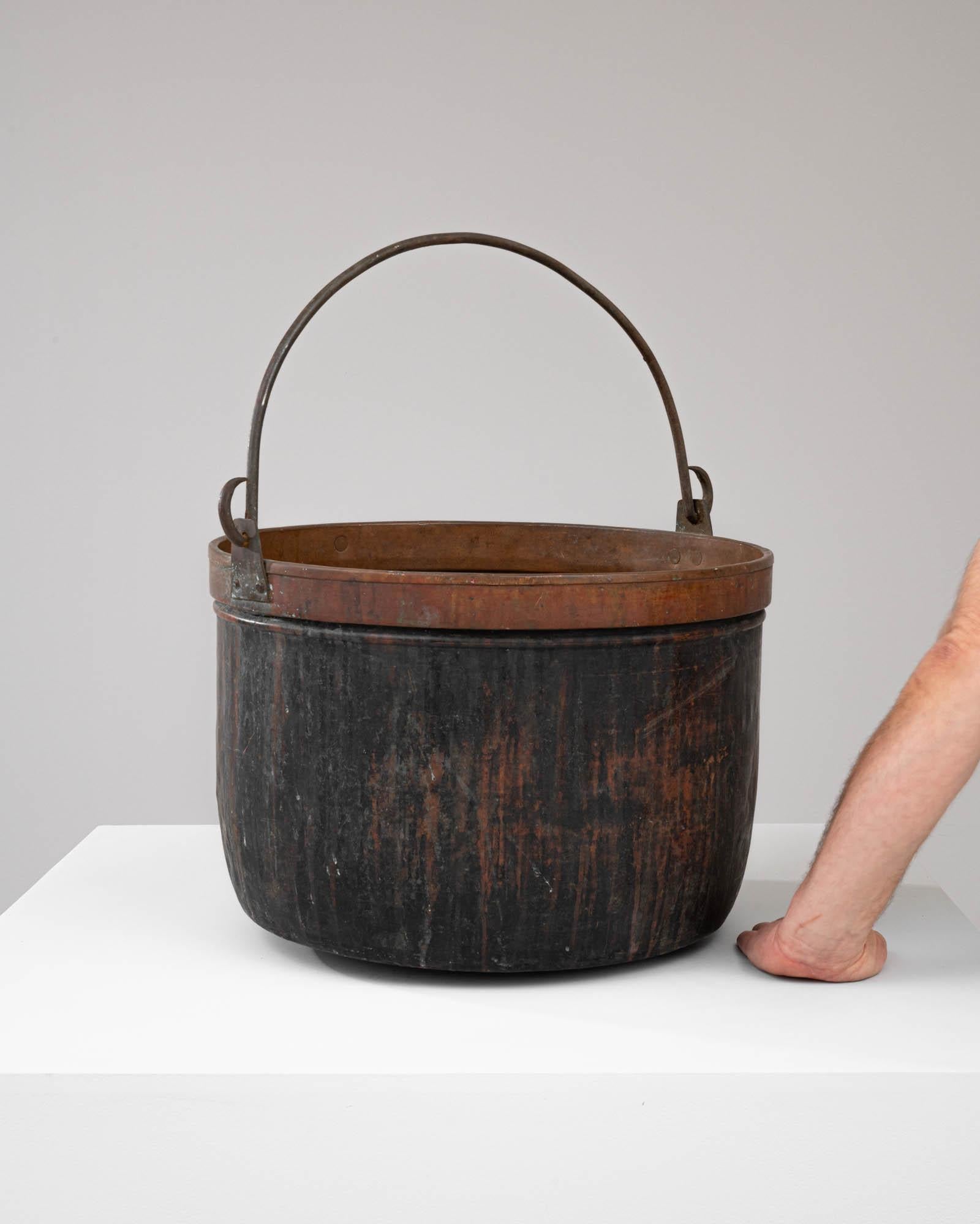 Early 19th Century Copper Bucket For Sale 1