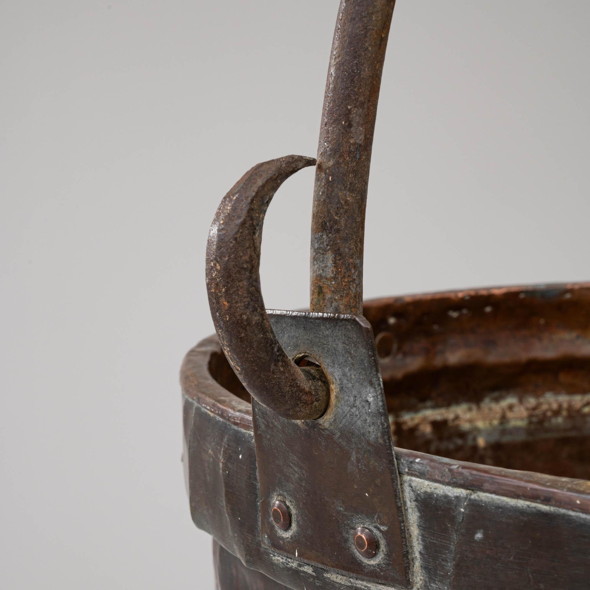 Early 19th Century Copper Bucket For Sale 4