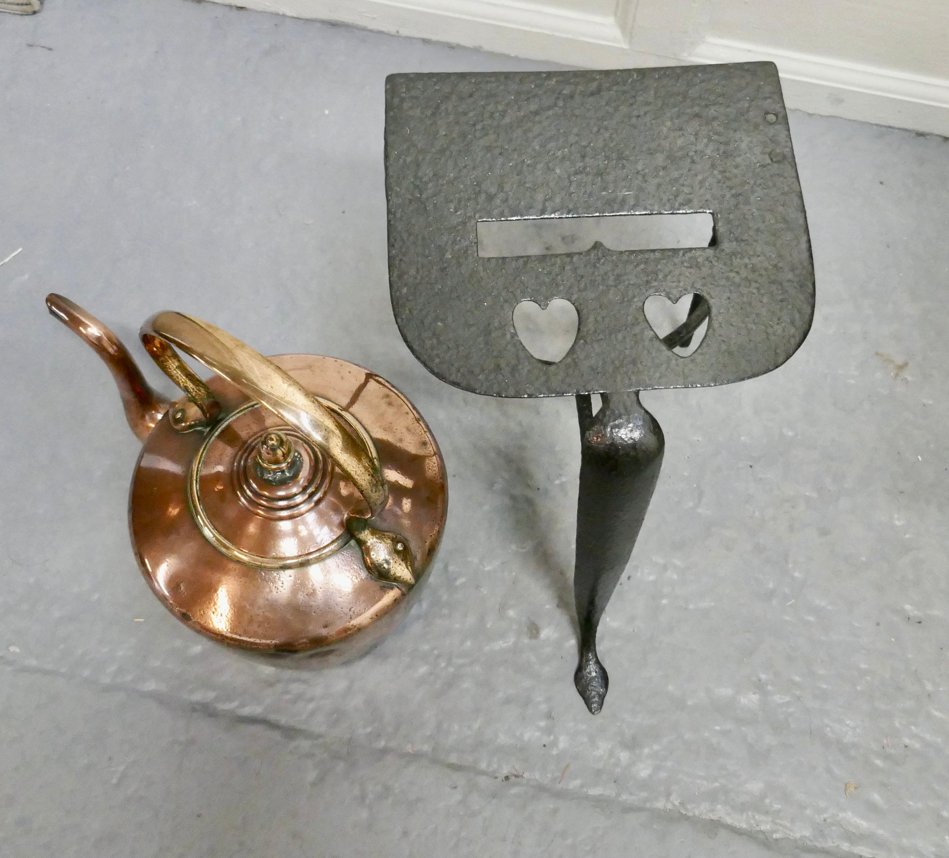 Early 19th Century Copper Kettle and Iron Trivet For Sale 3