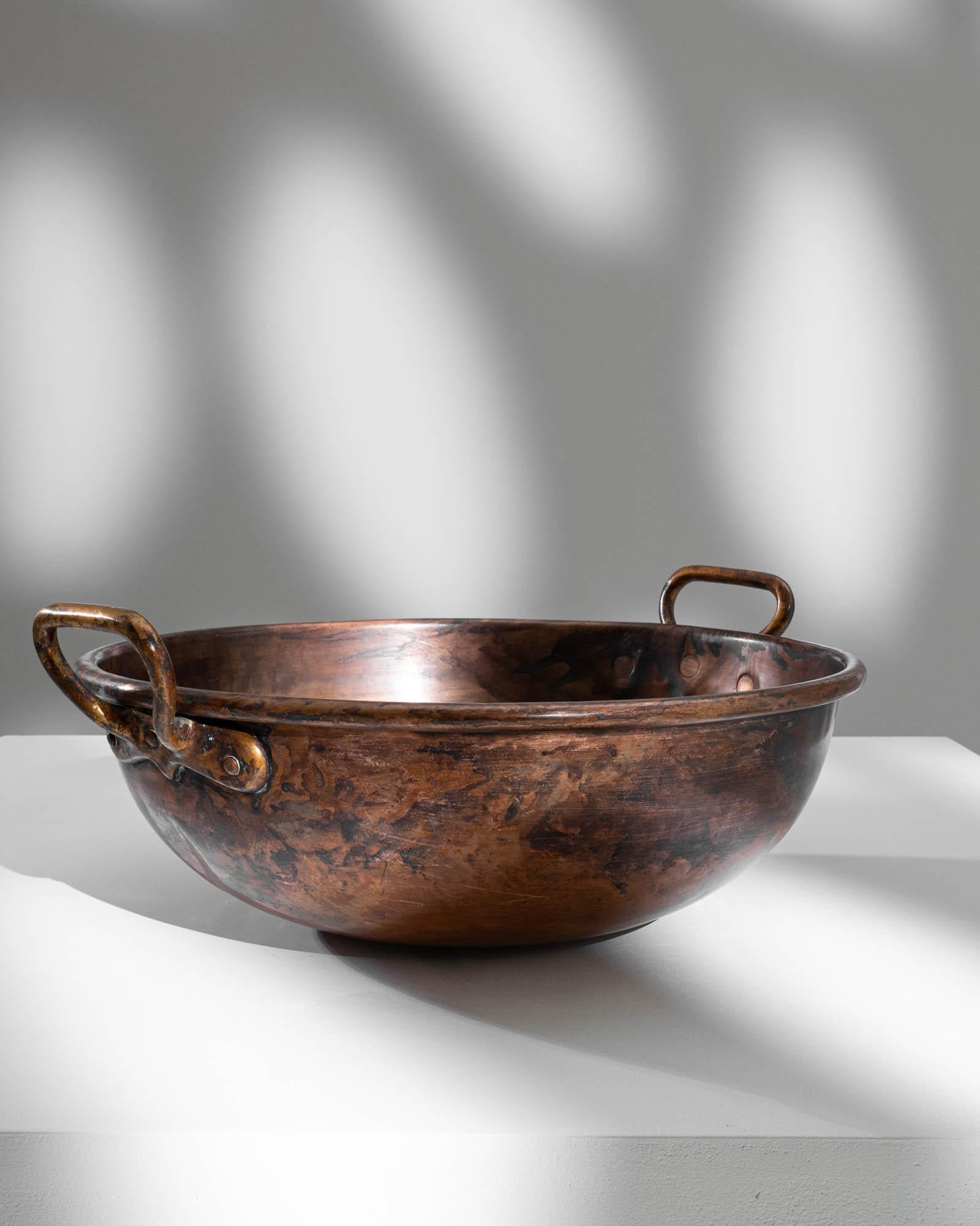 Early 19th Century Copper Pot 1