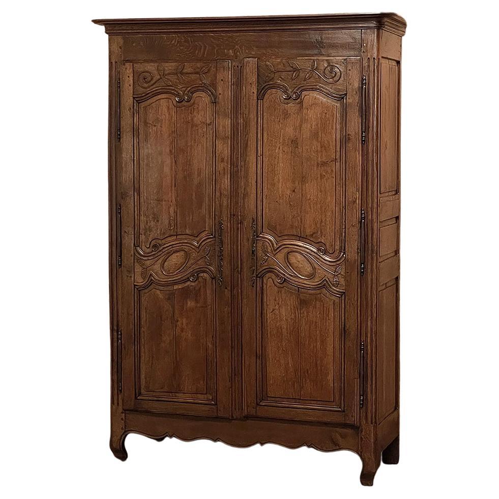 Armoire de campagne française du début du XIXe siècle