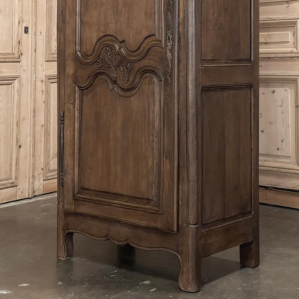 Early 19th Century Country French Bonnetiere ~ Cabinet For Sale 10
