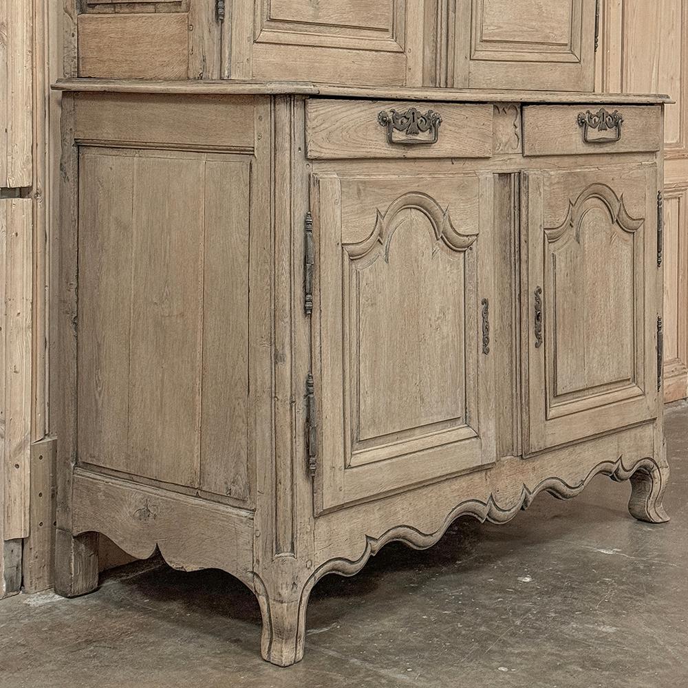 Buffet a due corpi di campagna francese dell'inizio del XIX secolo in vendita 3