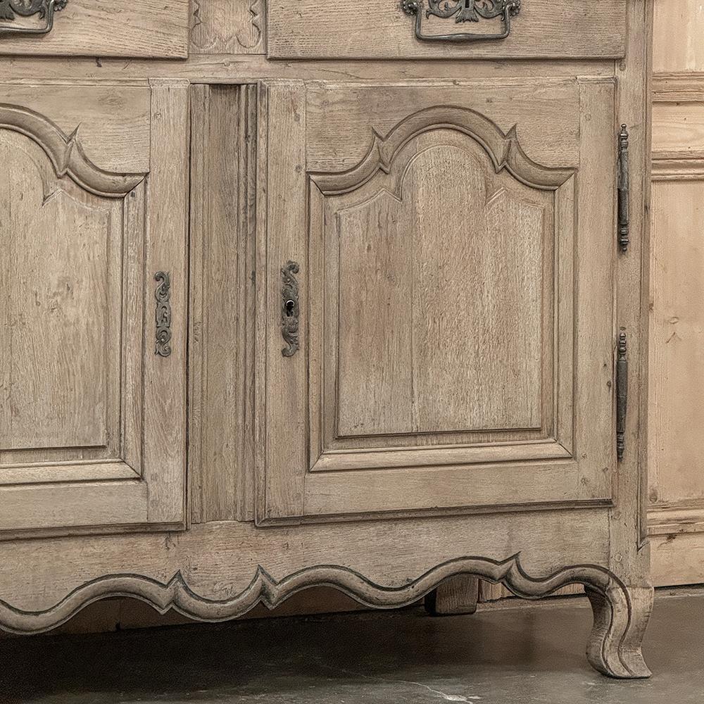 Buffet a due corpi di campagna francese dell'inizio del XIX secolo in vendita 8