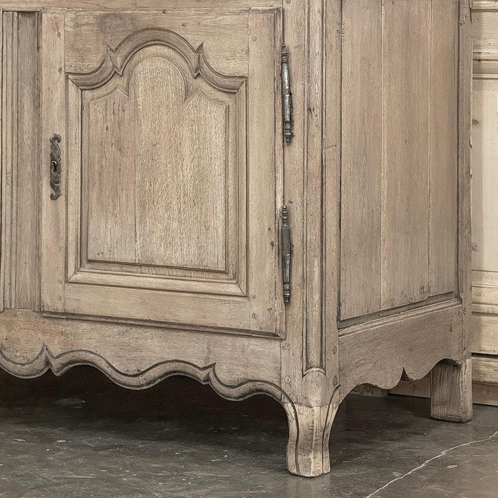Buffet a due corpi di campagna francese dell'inizio del XIX secolo in vendita 11