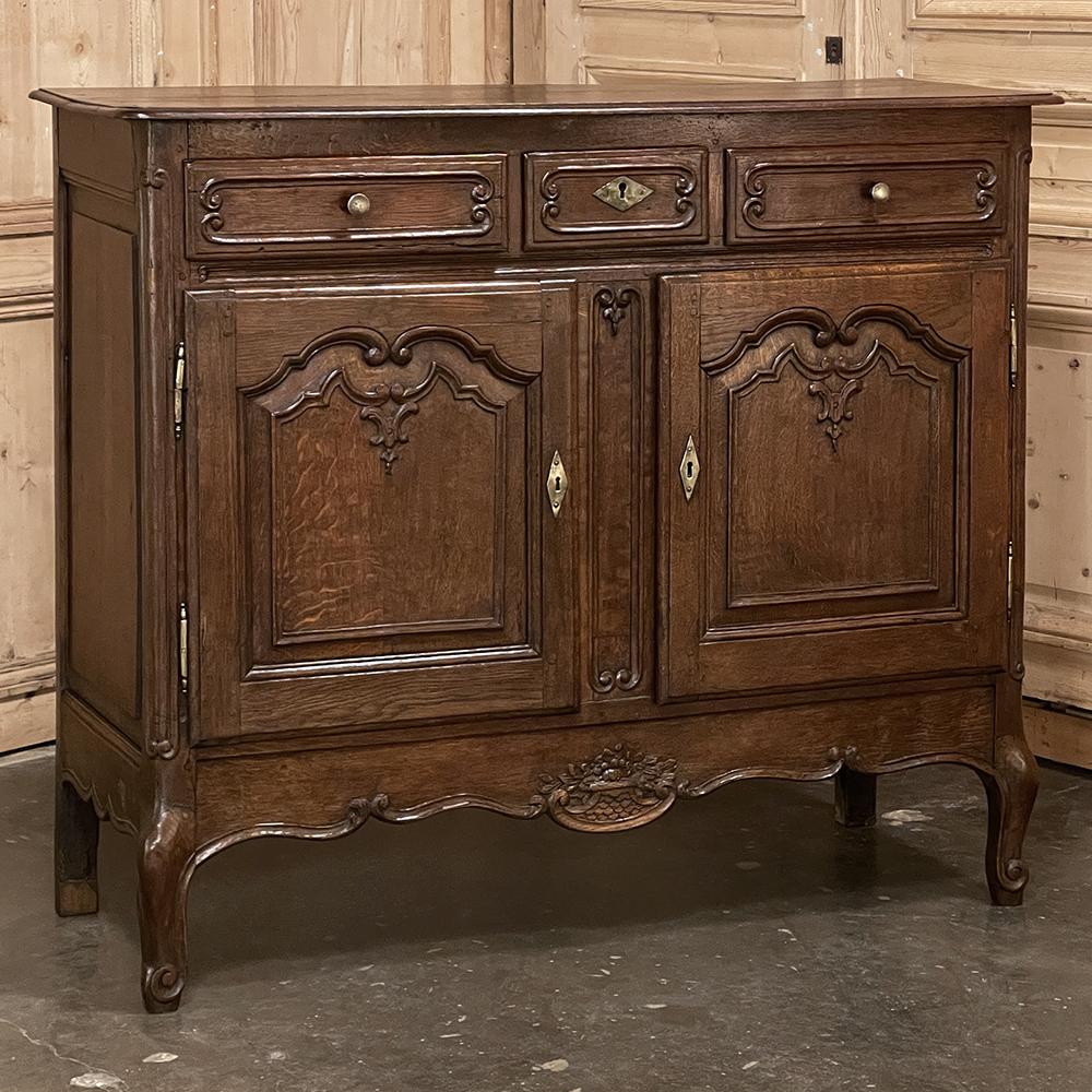 Hand-Crafted Early 19th Century Country French Buffet For Sale