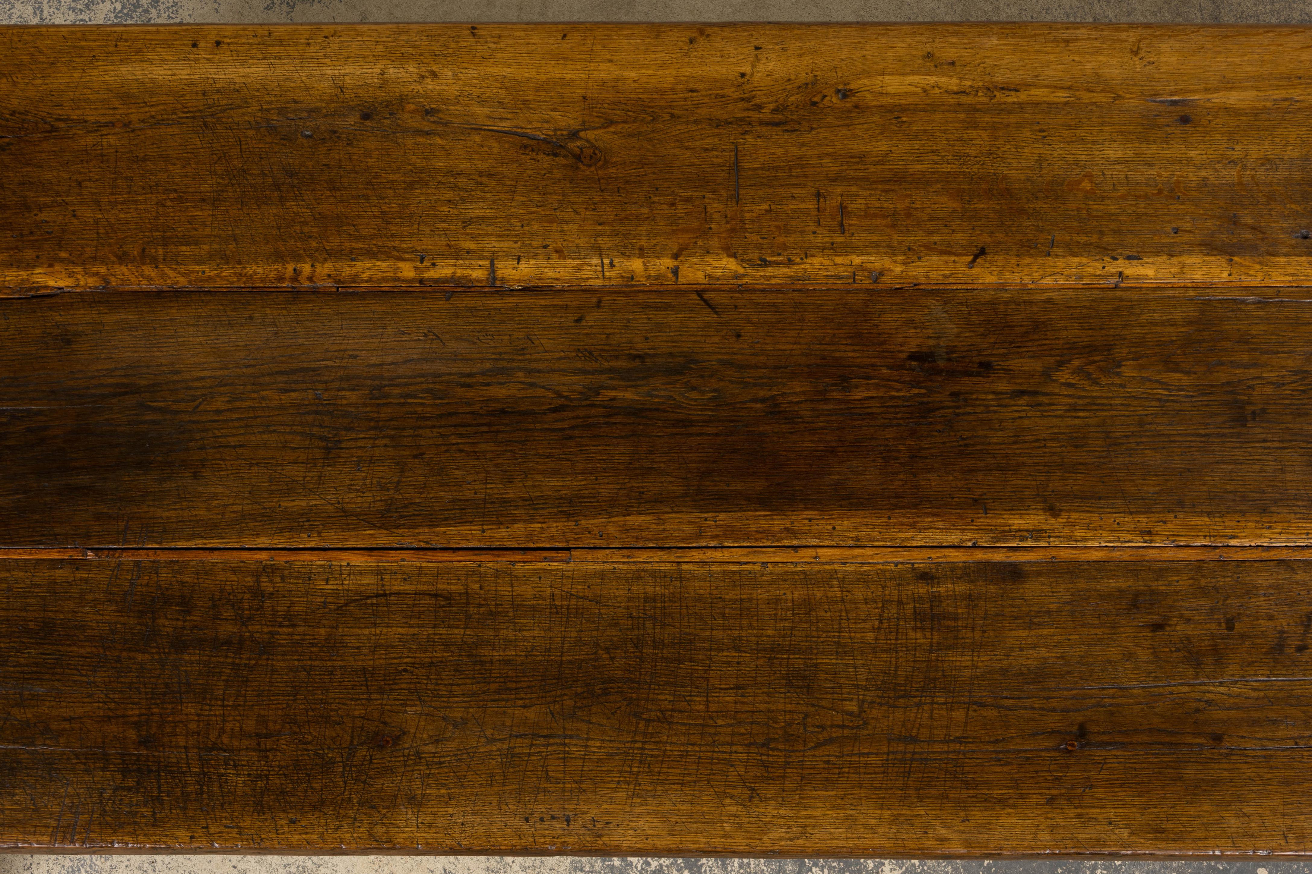 Metallo Tavolo da cucina in quercia di Oak, campagna francese, inizio XIX secolo in vendita