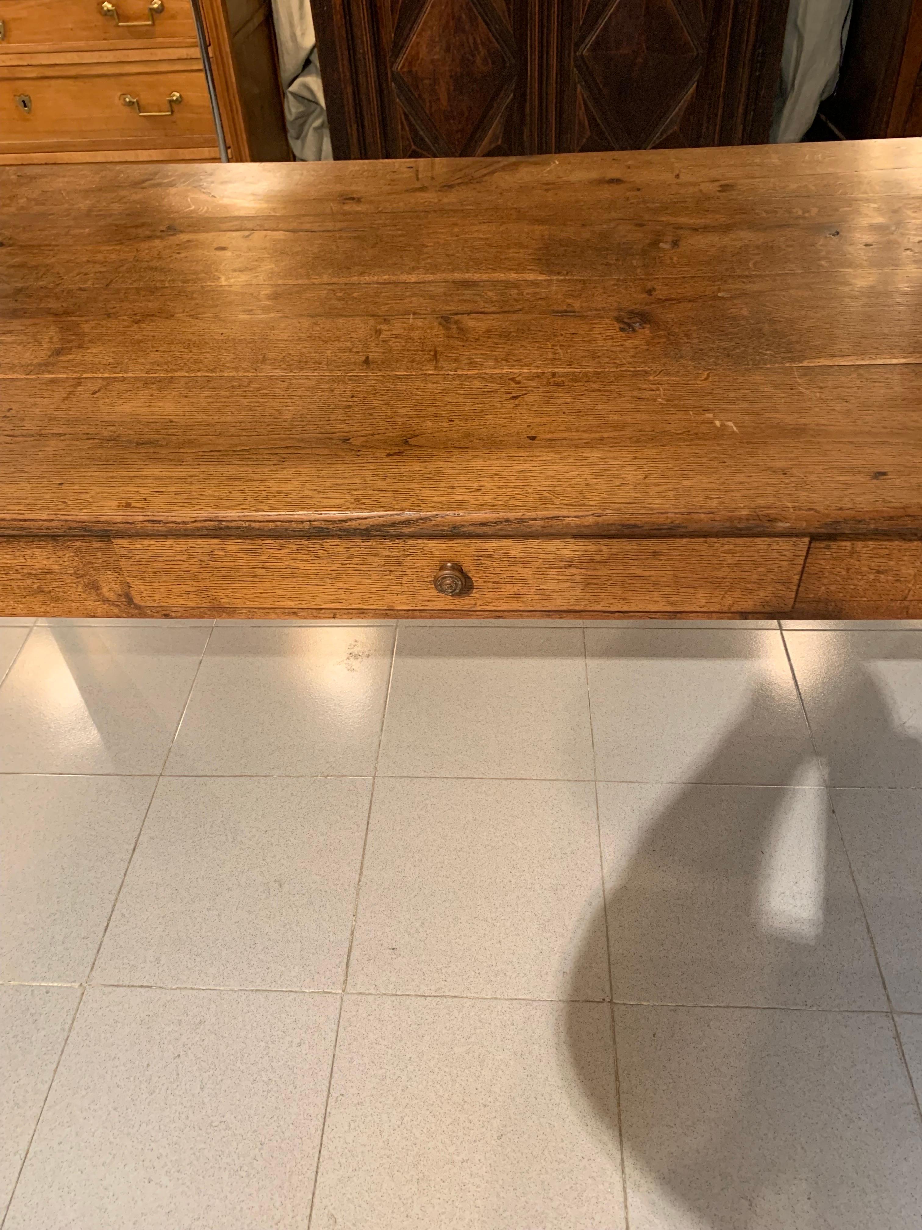  Early 19th Century Country  French Provincial Fruitwood Farm Table In Good Condition For Sale In Madrid, ES