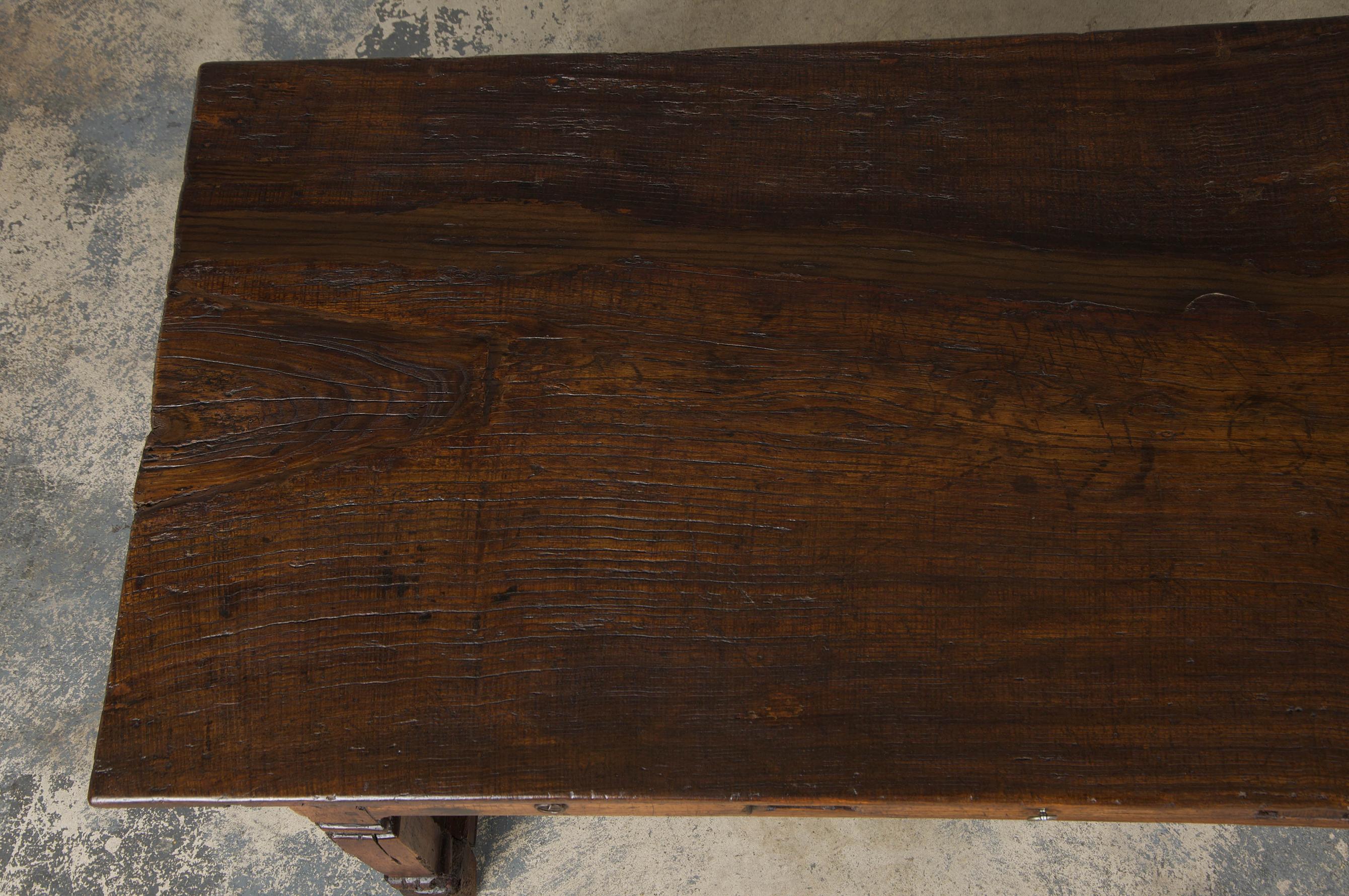 XIX secolo Early 19th Century Country French Provincial Oak Kitchen Island in vendita