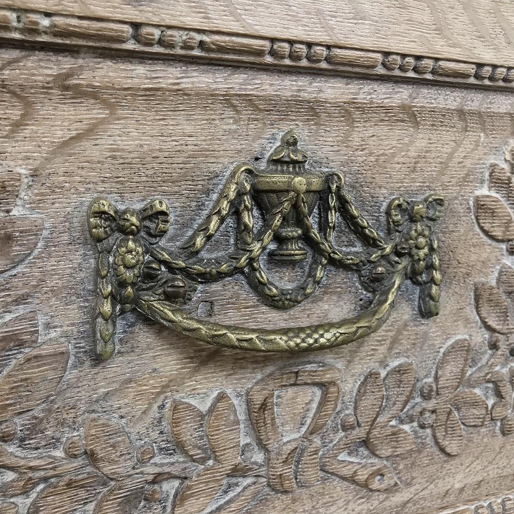 Early 19th Century Country French Stripped Commode 3