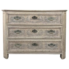 Early 19th Century Country French Stripped Commode