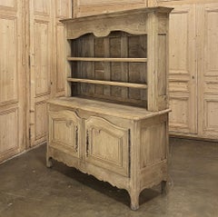 Vaisselier français campagnard du début du XIXe siècle en chêne rayé ~ Buffet