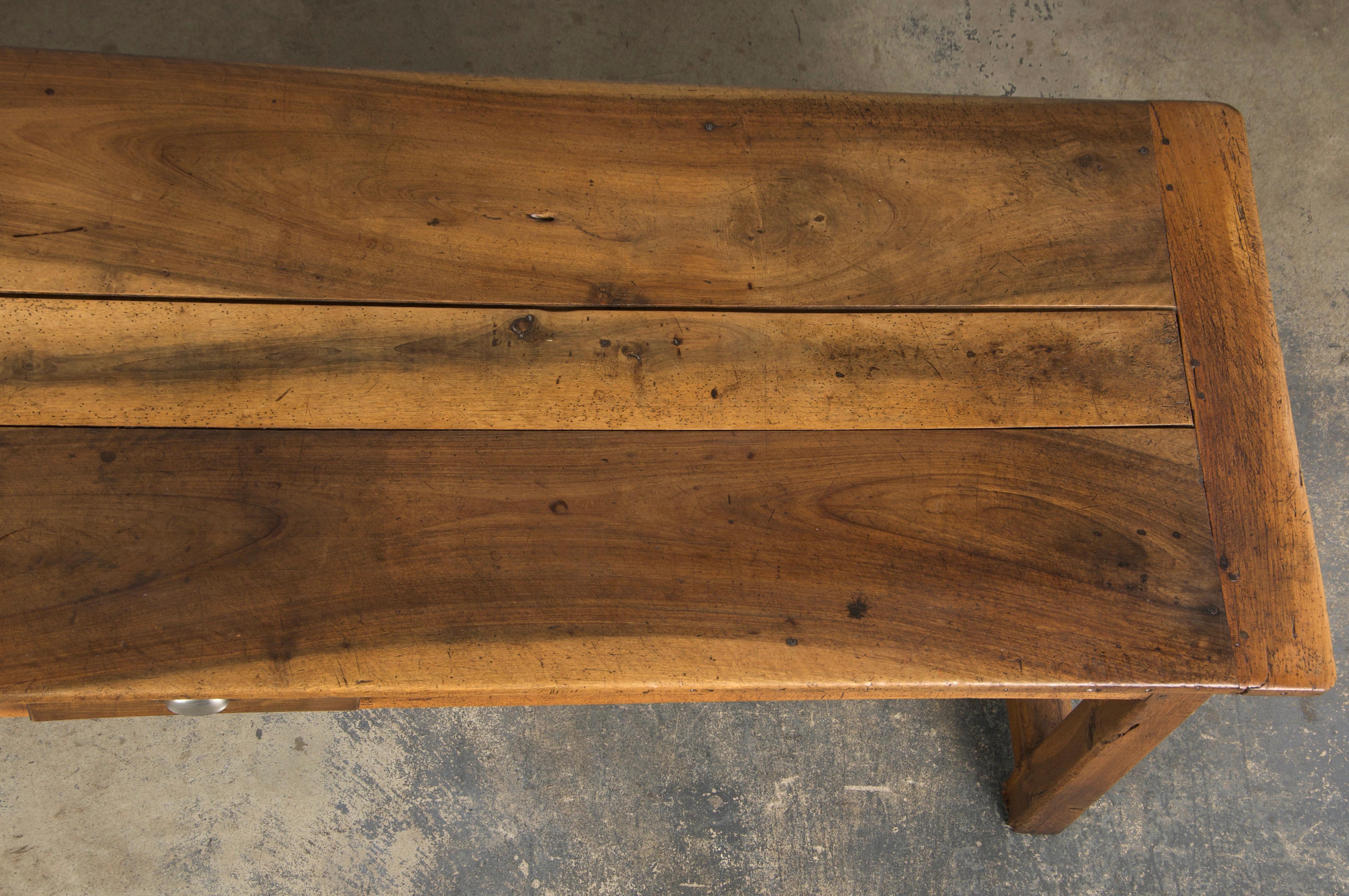 Table de récolte de ferme française sur tréteau du début du 19e siècle Bon état - En vente à Astoria, NY